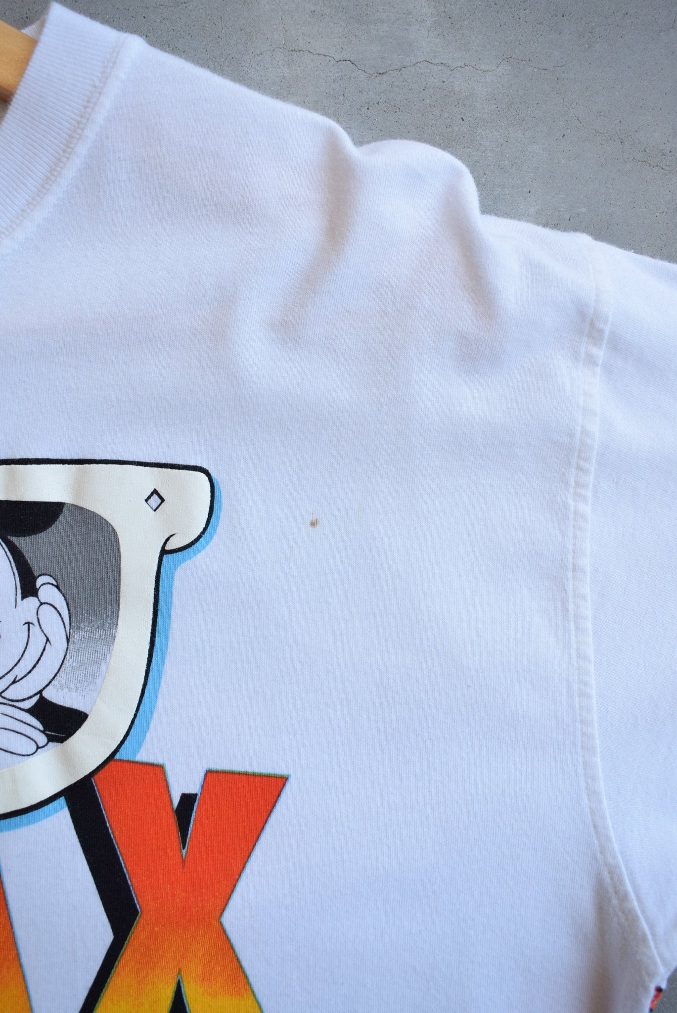 Walt Disney World White Graphic Tee — 1990s (L) - Retrospective Store