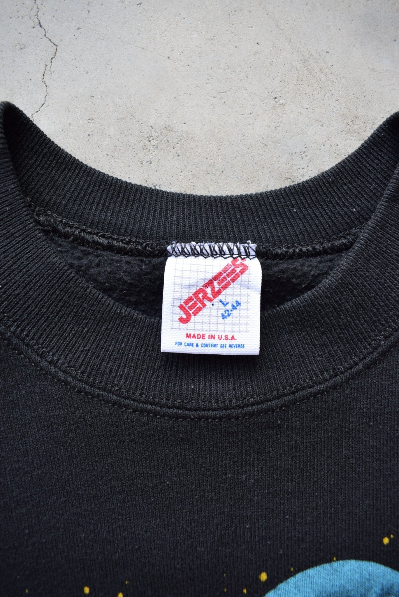 Wolf Black Graphic Crewneck — 1987 (S) - Retrospective Store