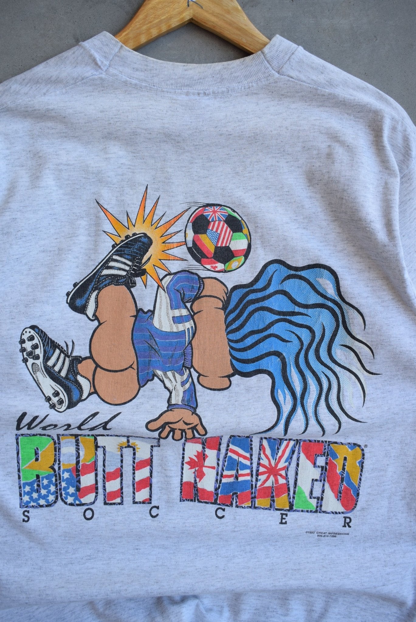 World Butt Naked Soccer Grey Graphic Tee — 1993 (M) - Retrospective Store