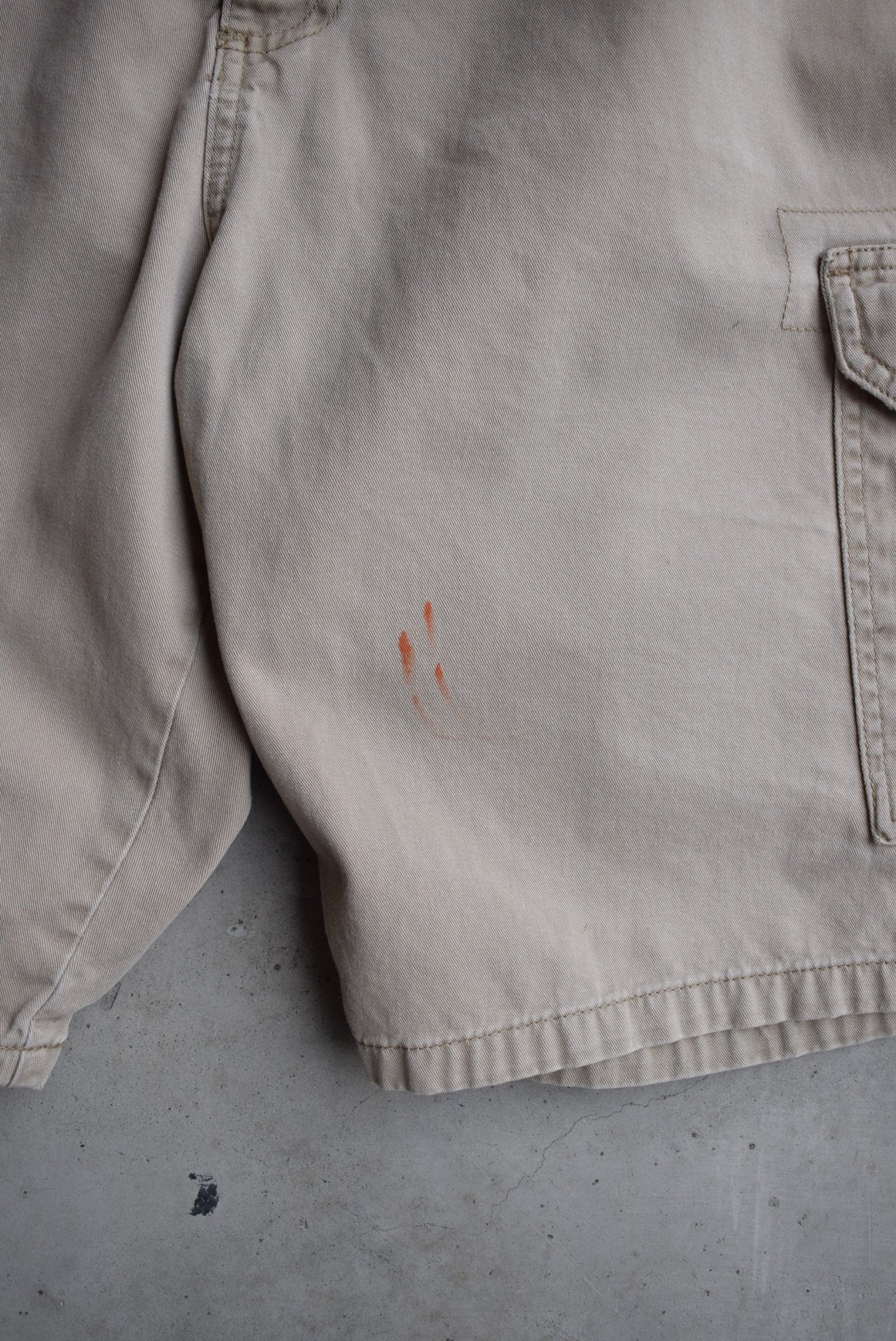 Wrangler Cargo Shorts — 2000s (38) - Retrospective Store