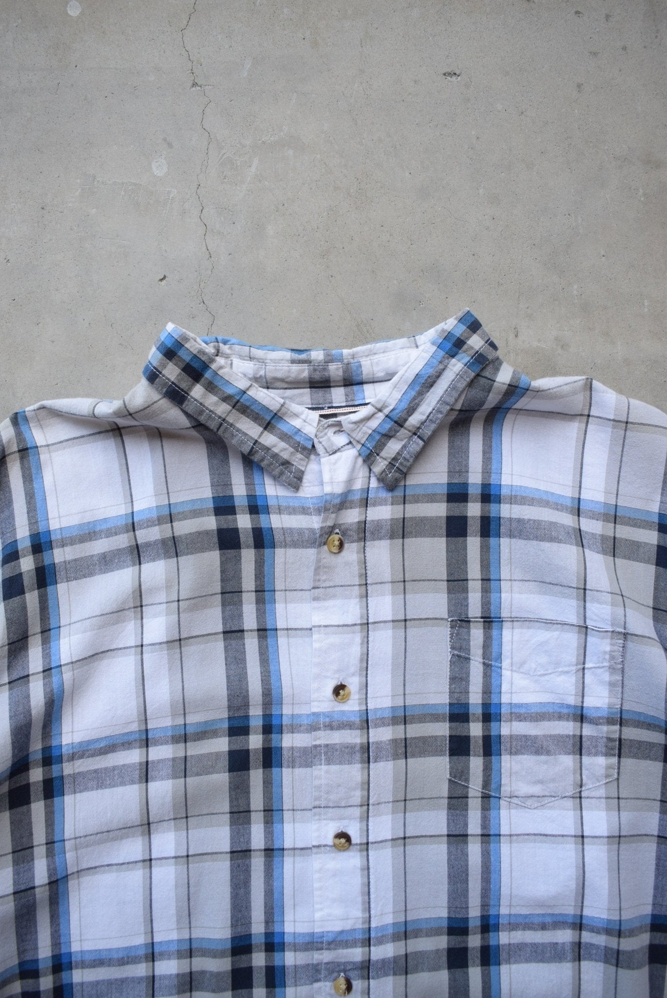 Wrangler White Cropped Button Up — 2000s (XXL) - Retrospective Store