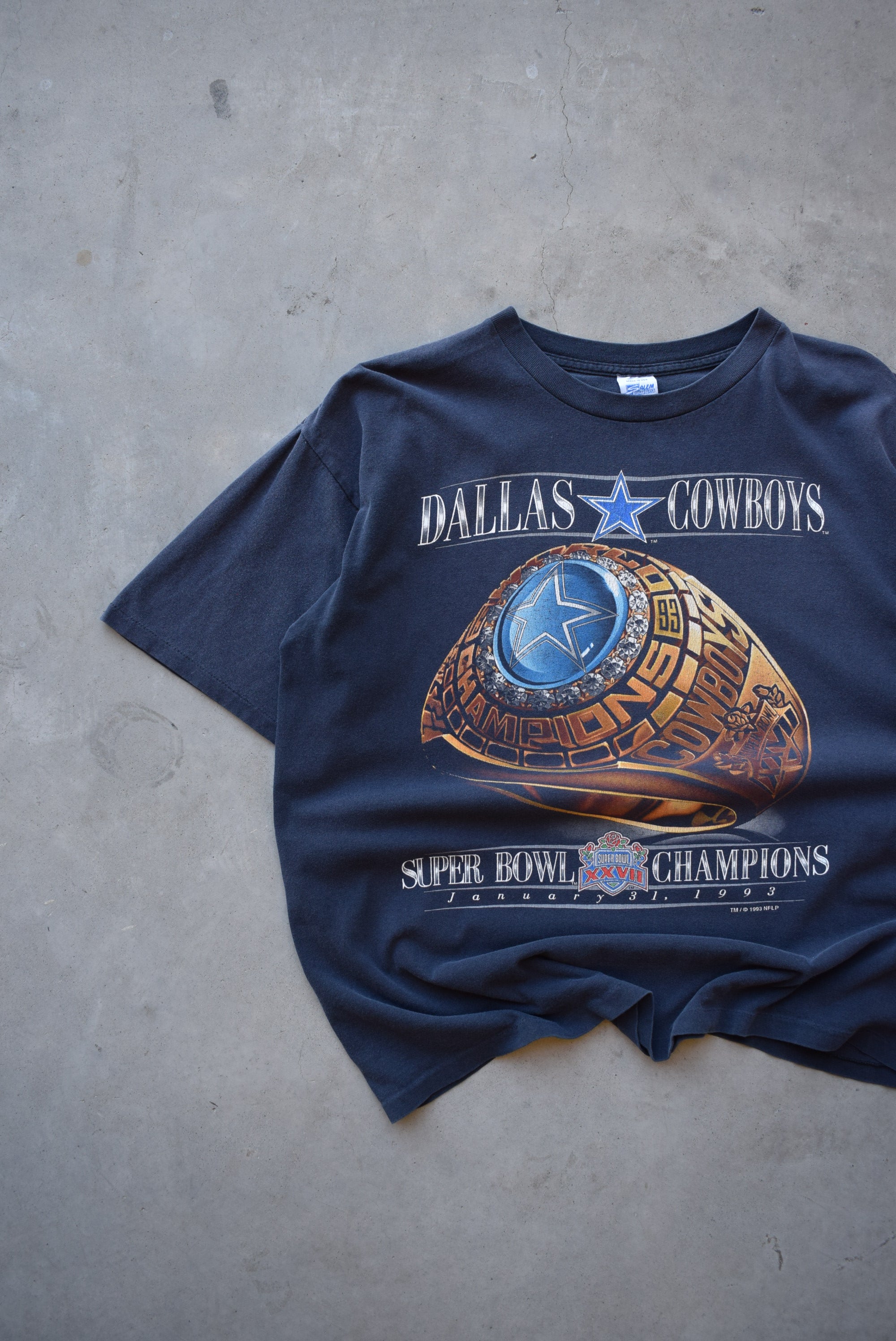 Salem x NFL Dallas Cowboys Champions Navy Graphic Tee — 1993 (L/XL