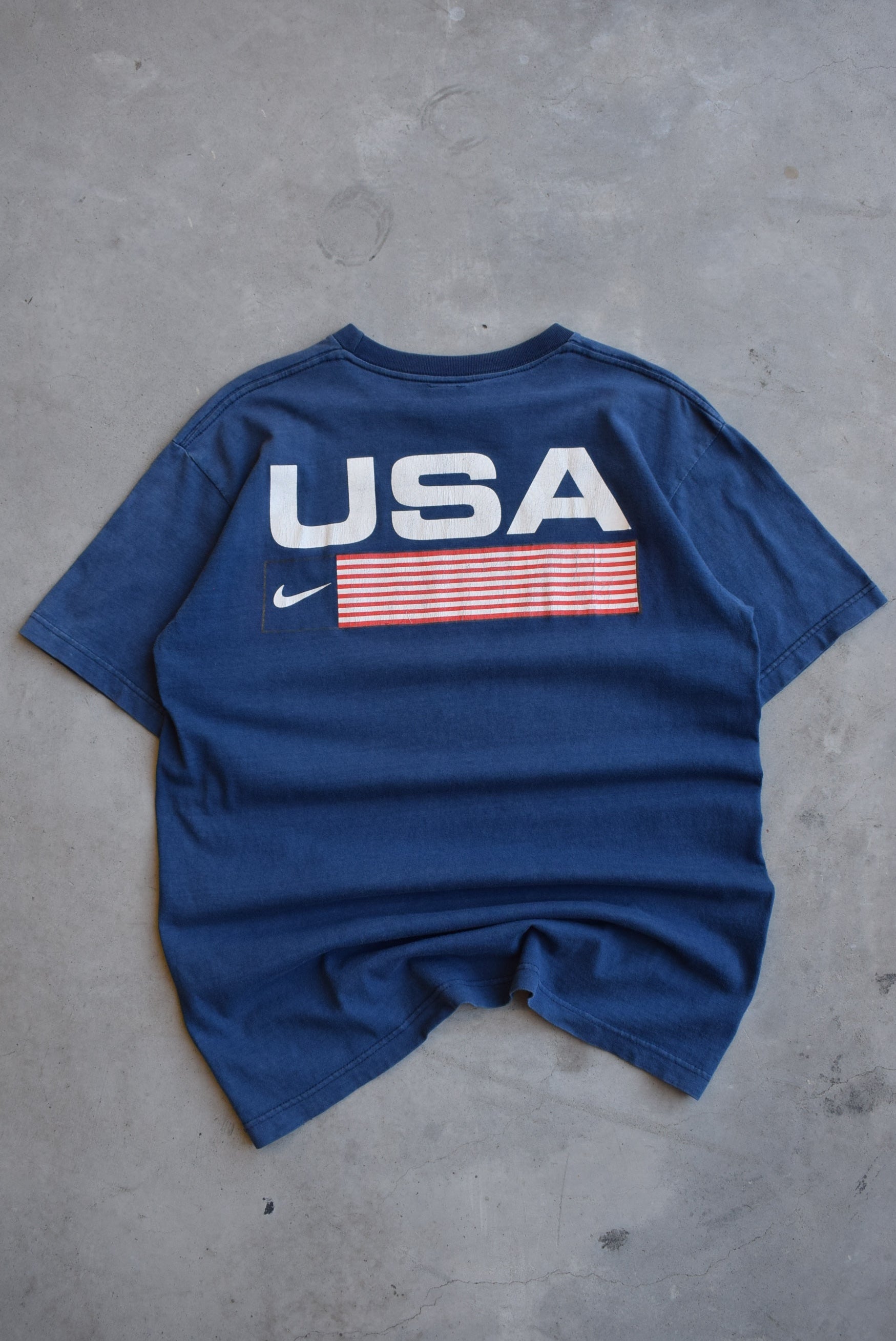 Nike USA Navy Graphic Tee — 1990s (M/L) – Retrospective Store