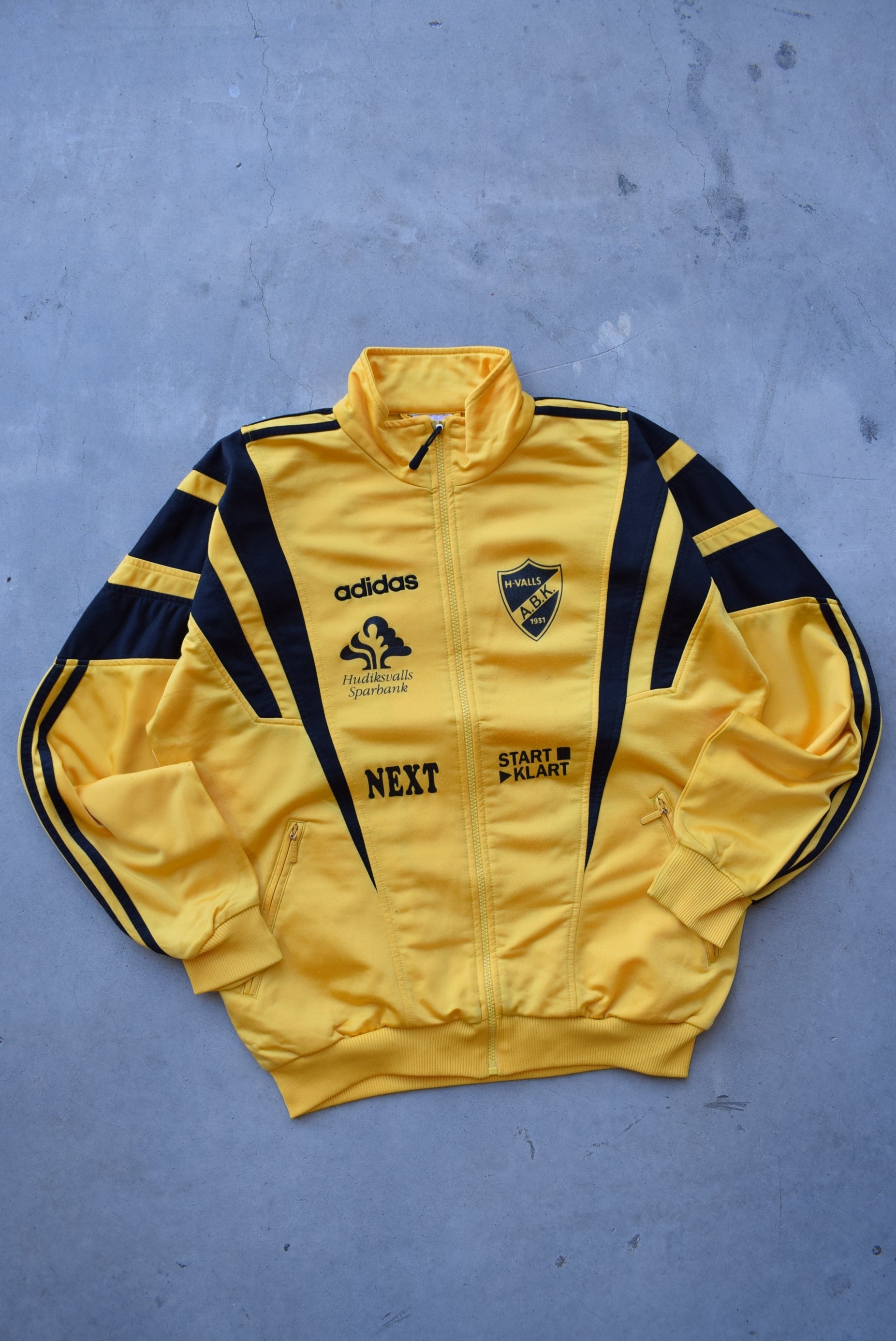 Vintage Sports & College – Retrospective Store