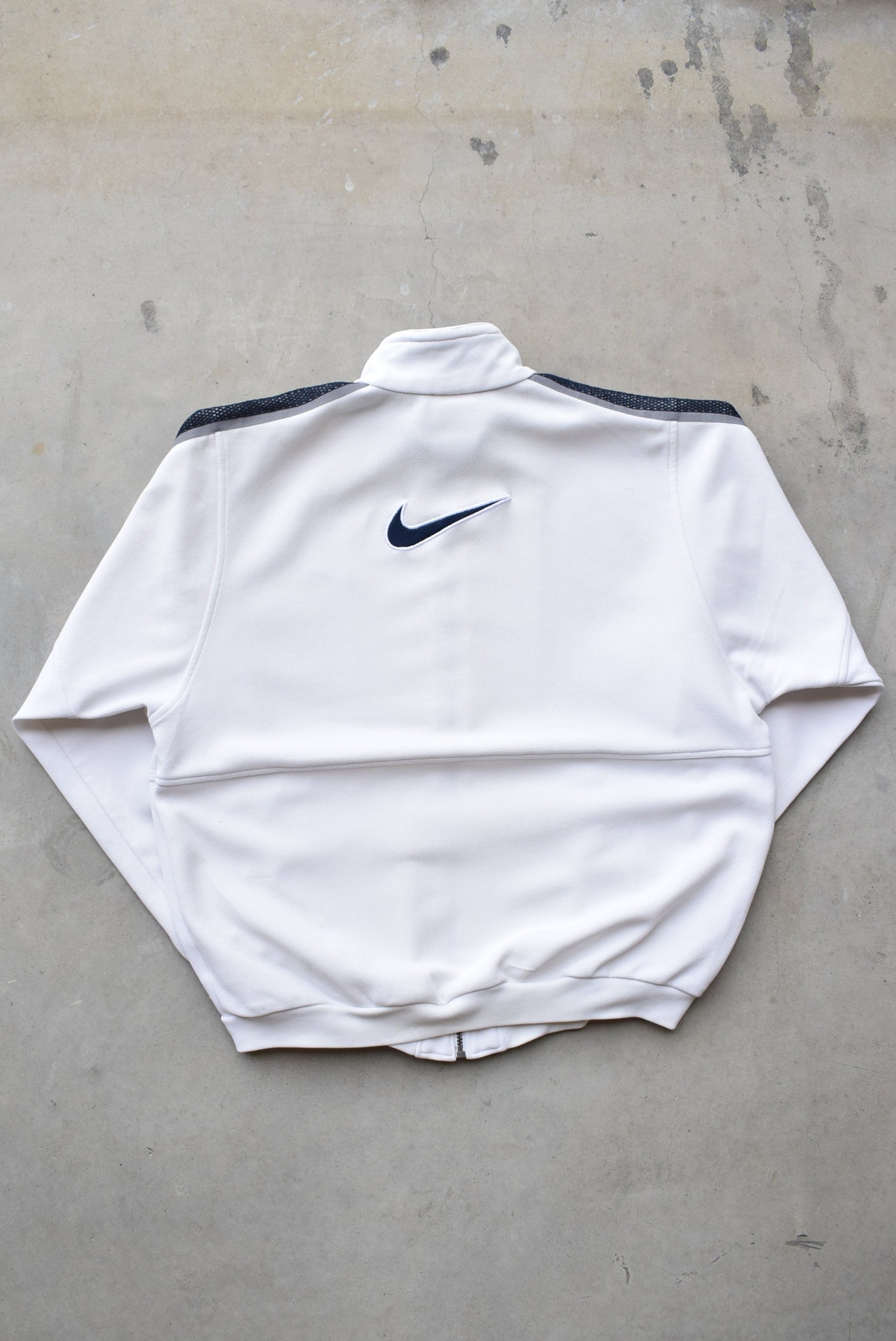 Nike White Embroidered Swoosh Jacket — 1990s (L) – Retrospective Store