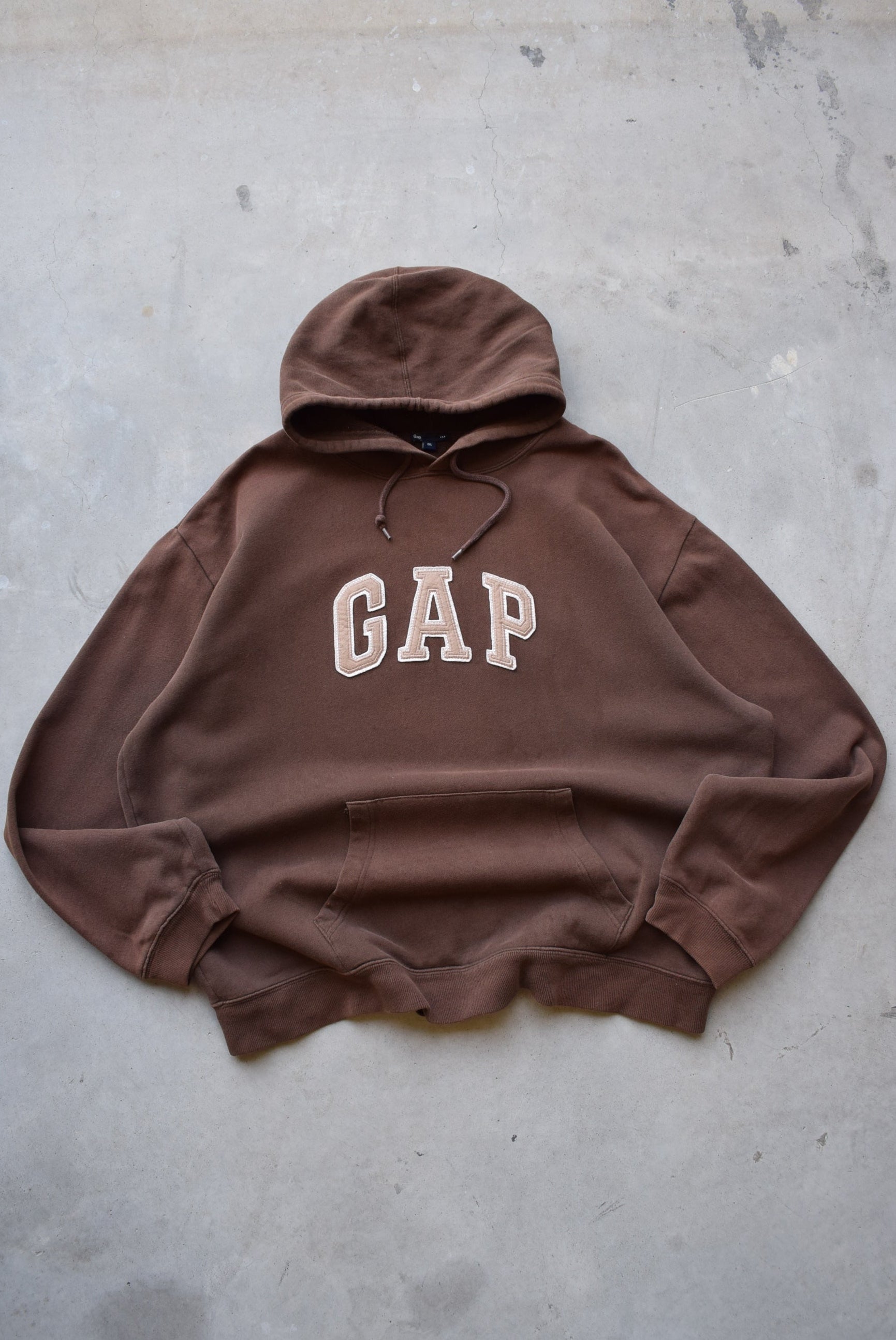 GAP Brown Embroidered Spellout Hoodie — 2000s (XXL