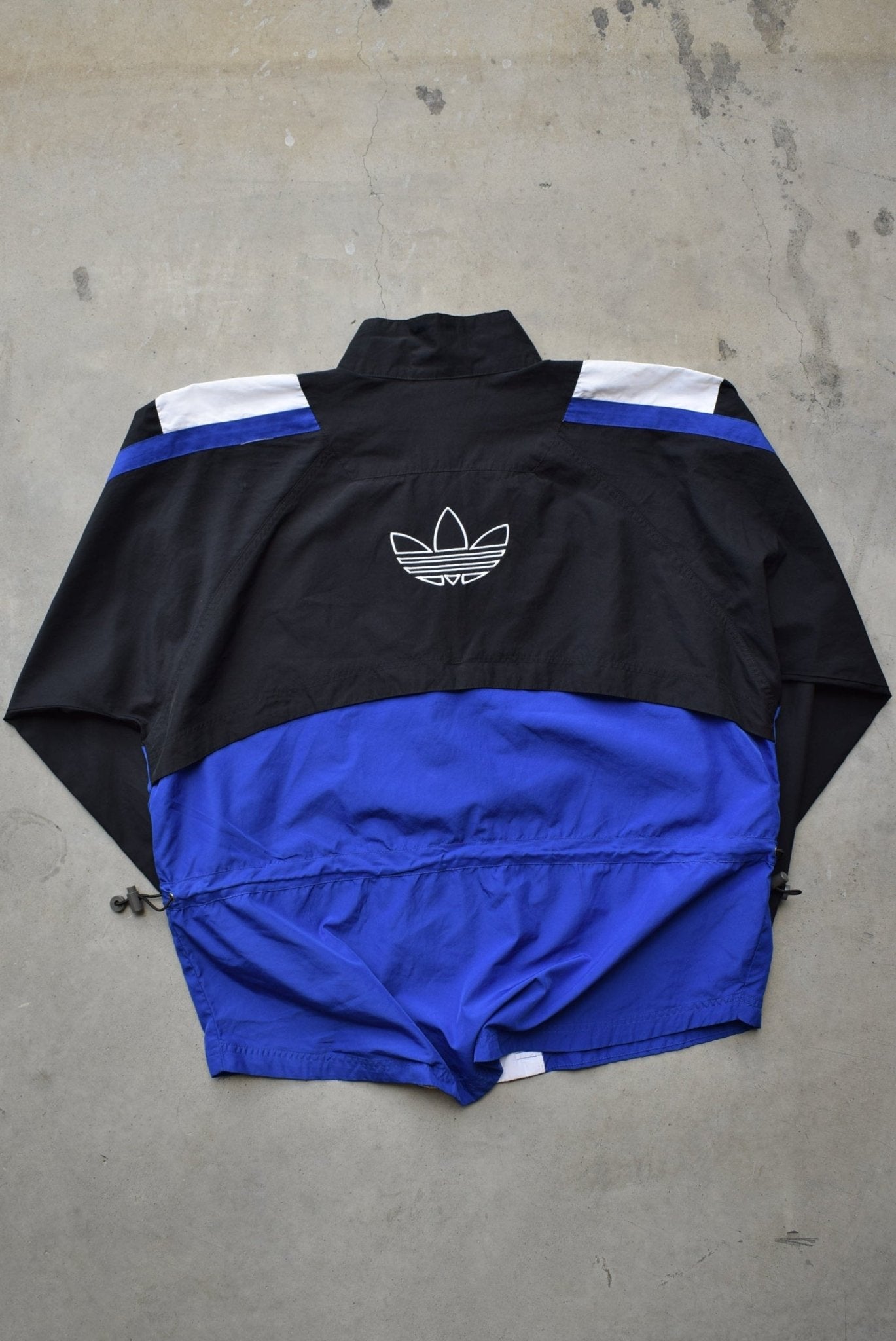 Adidas Black & Blue Embroidered Logo Spray Jacket — 1990s (L) - Retrospective Store