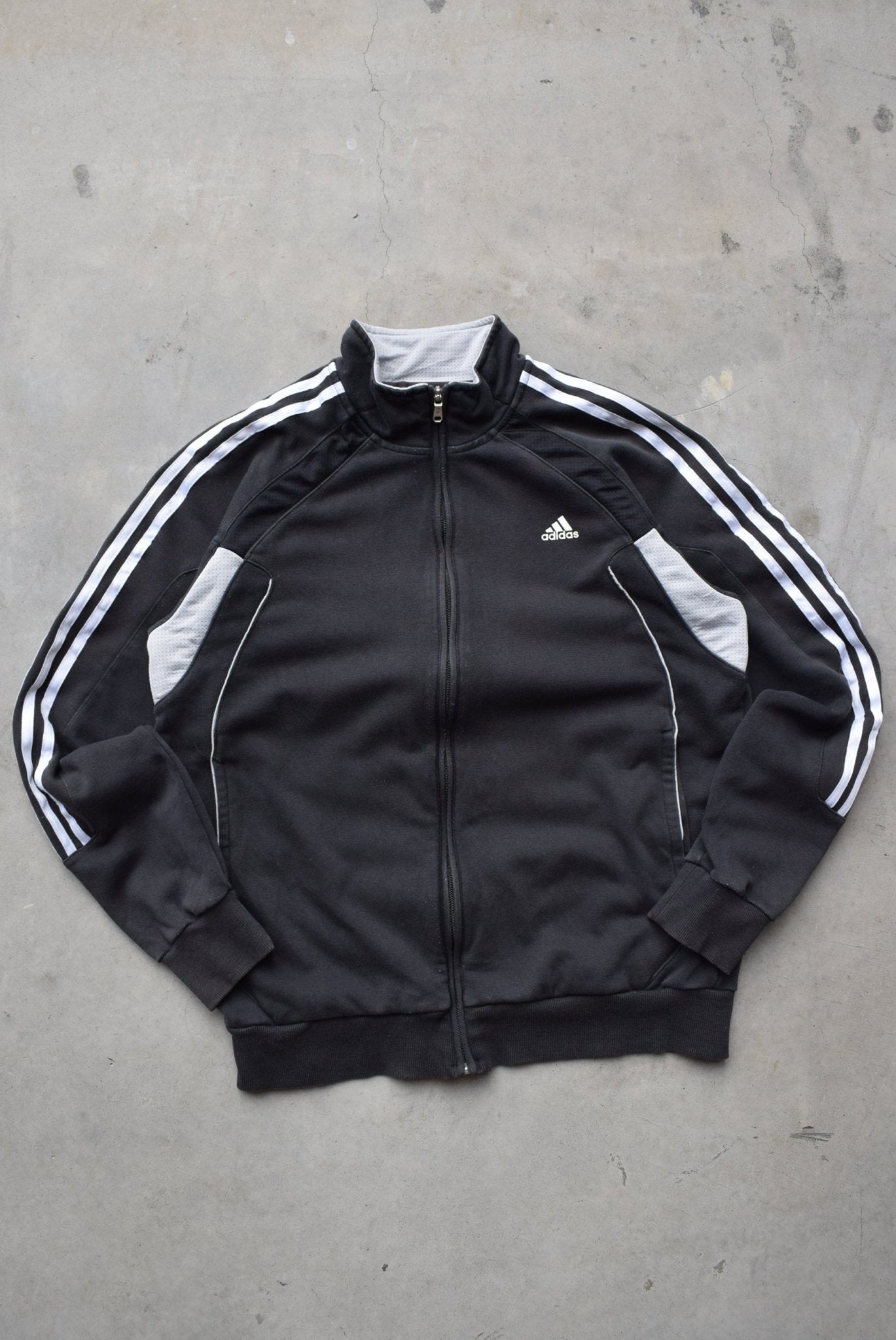Adidas Black Classic Logo Jacket — 2000s (M) - Retrospective Store