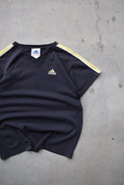 Adidas Black Embroidered Logo Tee — 1990s (M) - Retrospective Store
