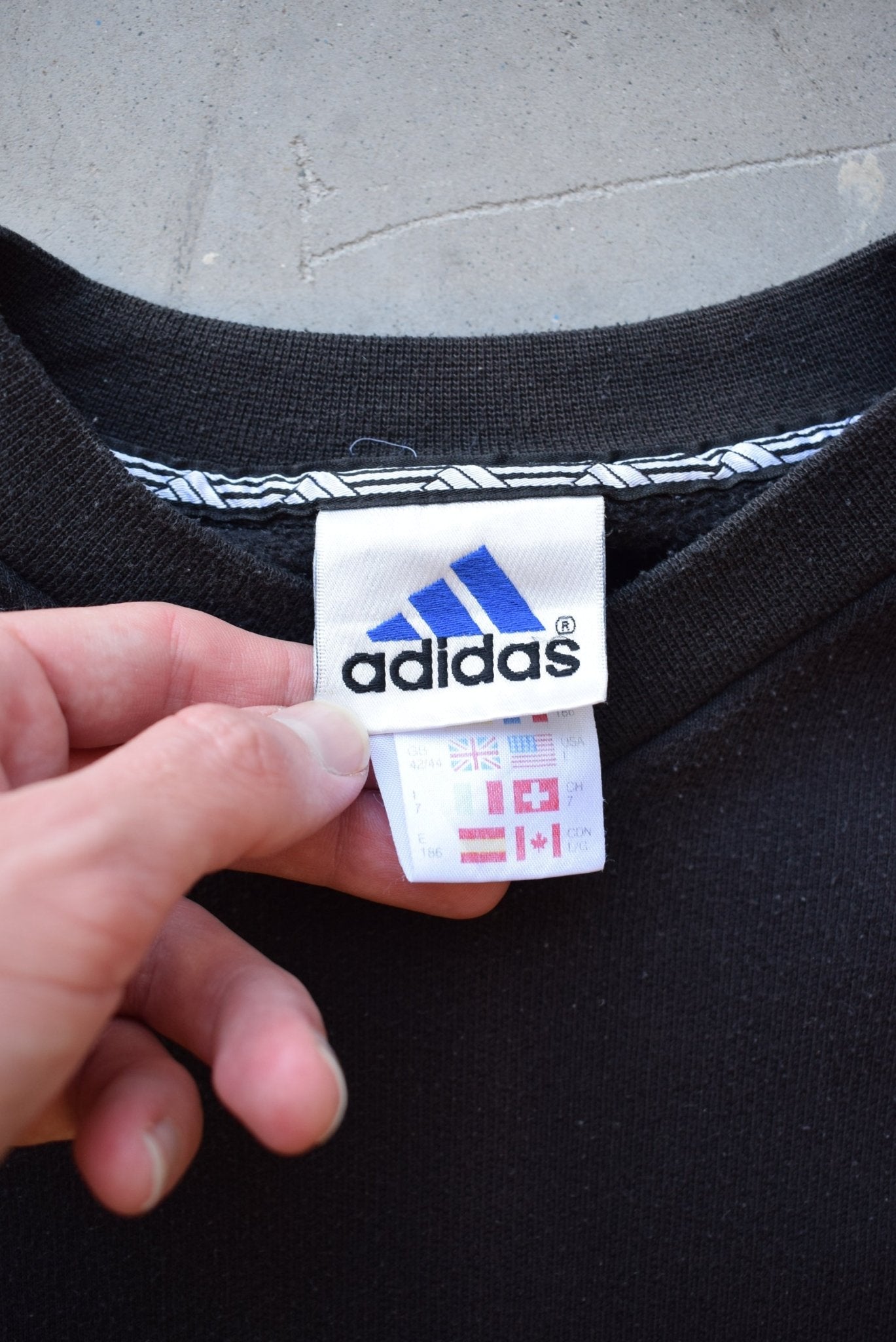 Adidas Black Embroidered Spellout Crewneck — 1990s (L) - Retrospective Store