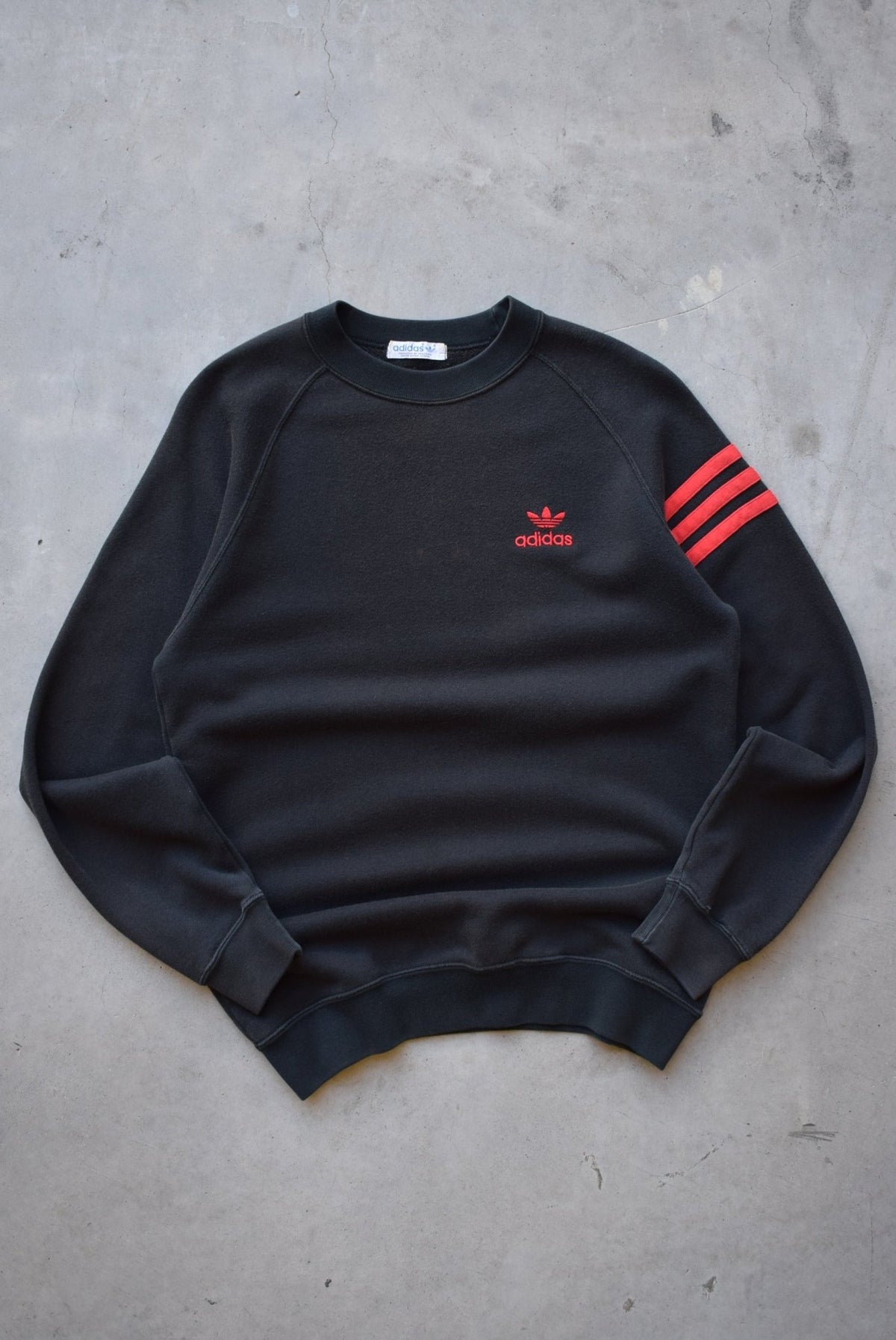 Adidas Black Embroidered Spellout Crewneck — 1990s (S) - Retrospective Store