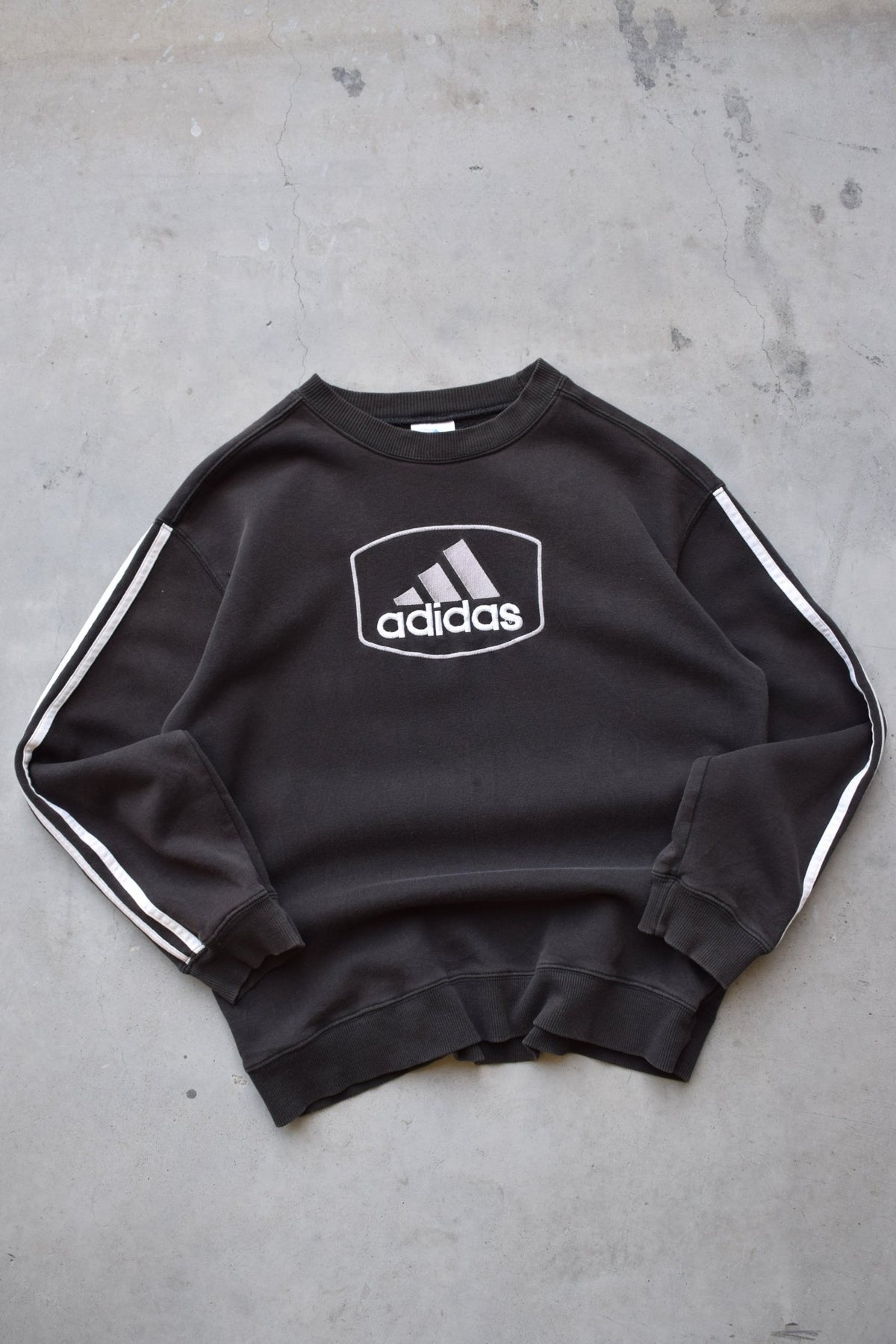 Adidas Black Embroidered Spellout Crewneck — 2000s (S) - Retrospective Store