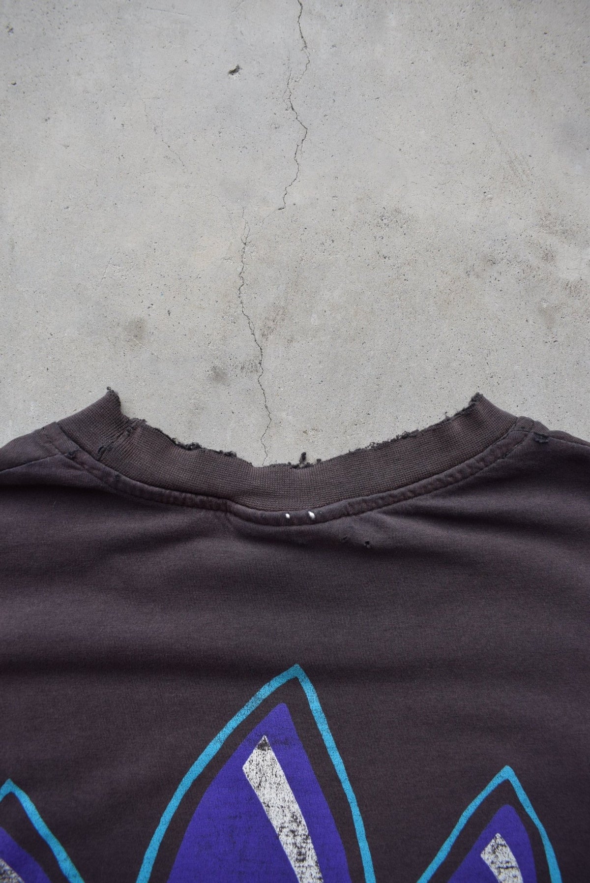 Adidas Black Graphic Tee — 1990s (L) - Retrospective Store
