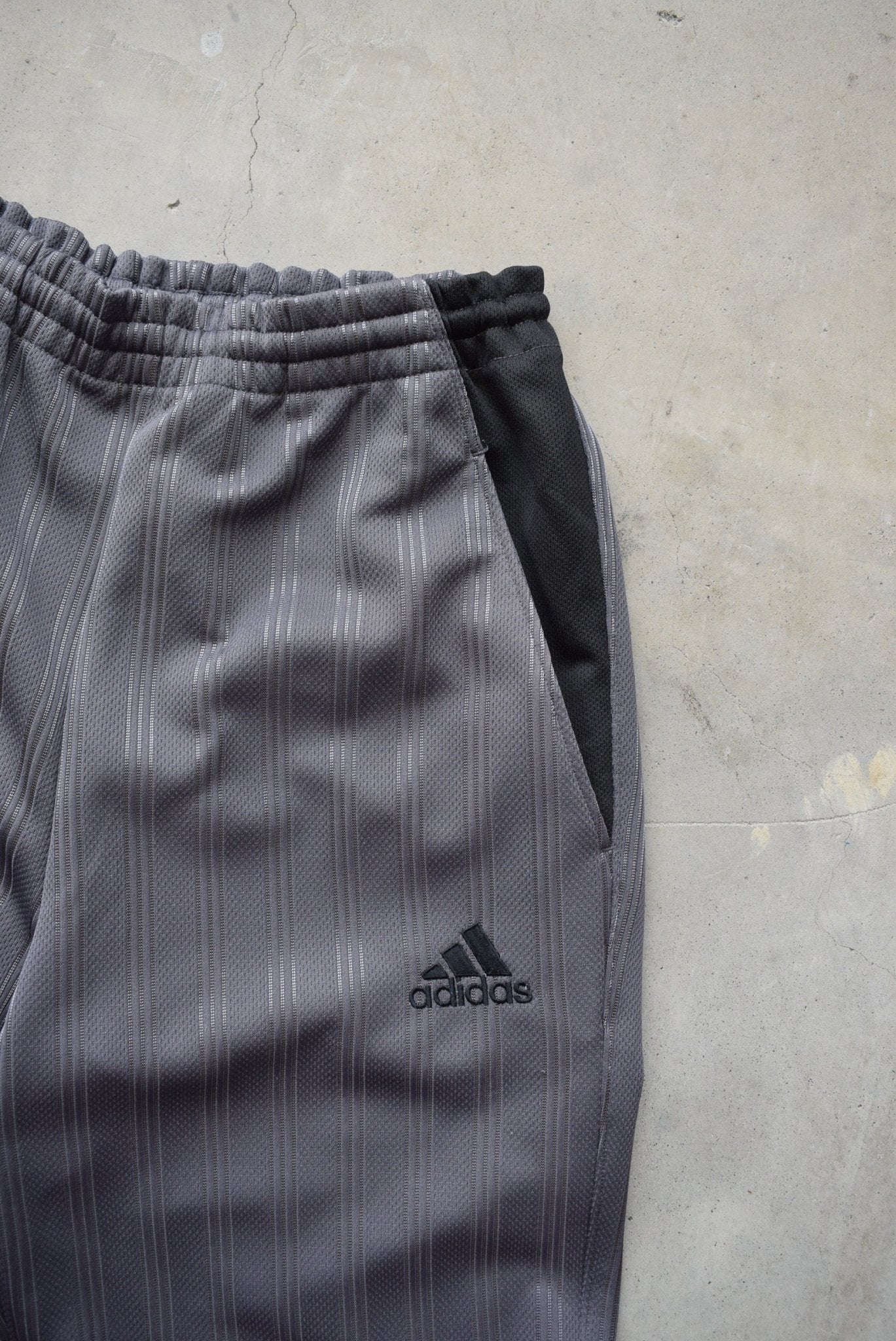 Adidas Black & Grey Embroidered Logo Track Pants — 2000s (S) - Retrospective Store