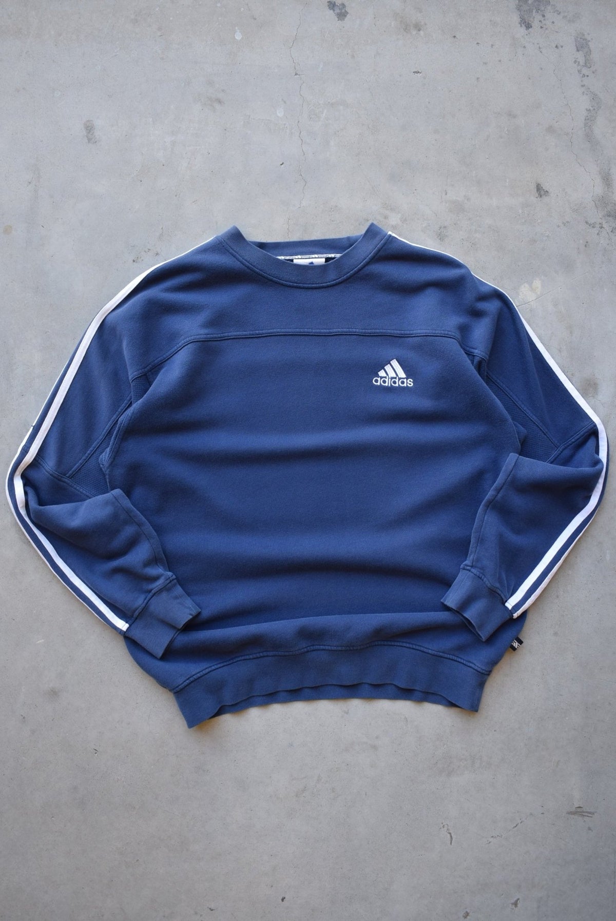 Adidas Blue Embroidered Spellout Crewneck — 1990s (M) - Retrospective Store