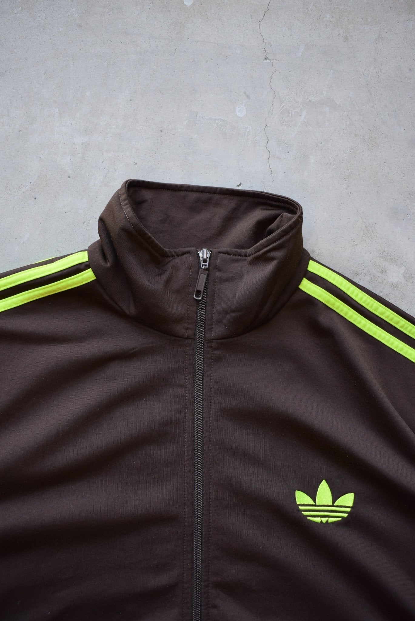 Adidas Brown Embroidered Logo Jacket — 2000s (XL) - Retrospective Store