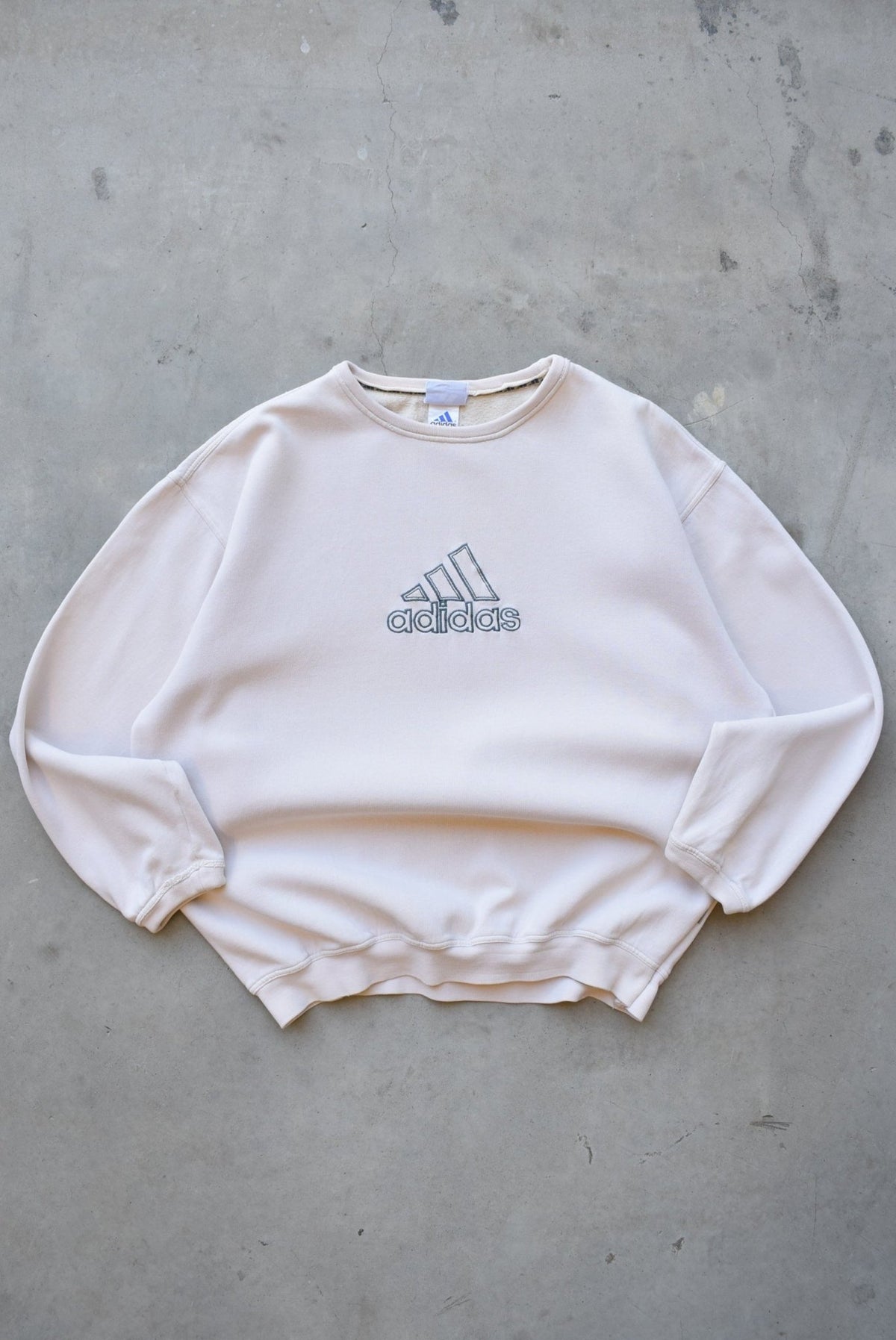Adidas Cream Embroidered Spellout Crewneck — 1990s (L) - Retrospective Store