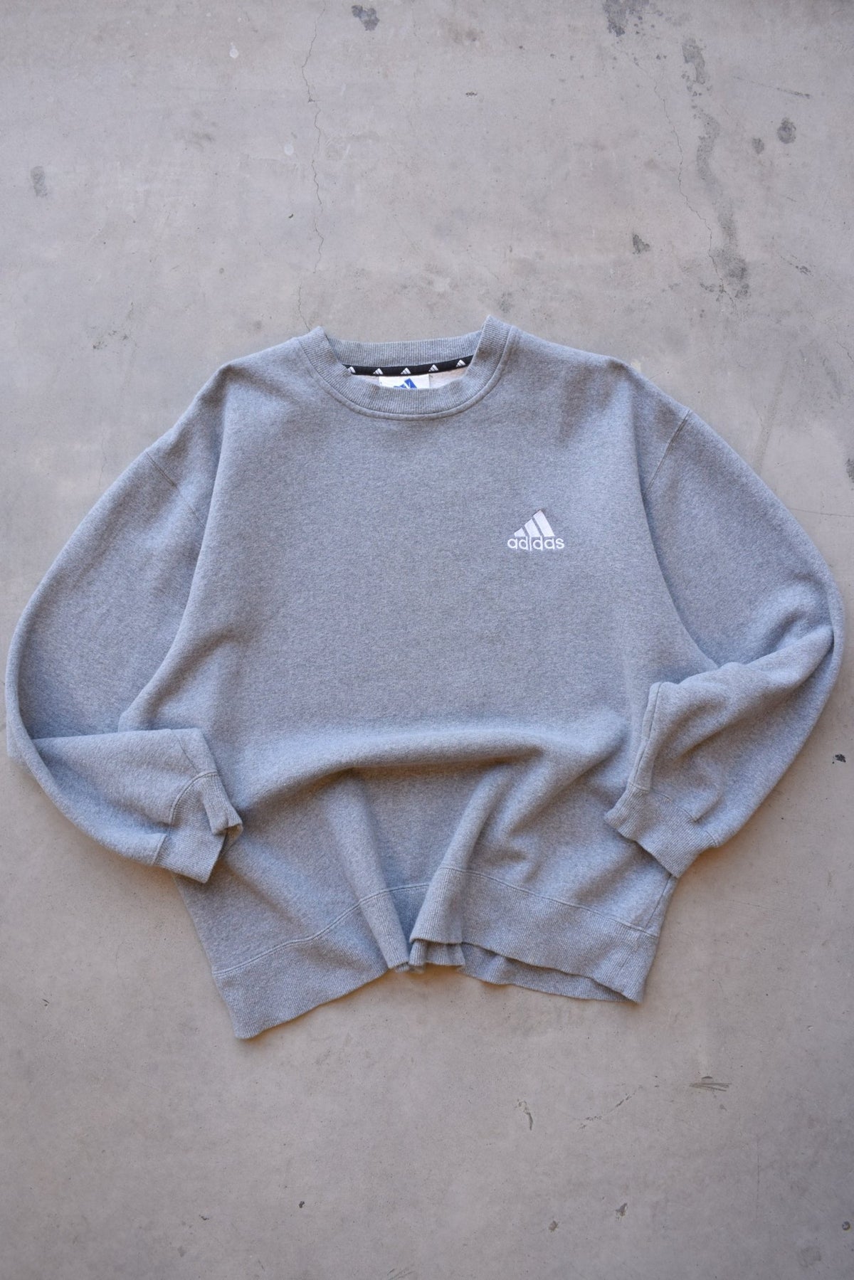Adidas Grey Embroidered Spellout Crewneck — 1990s (L) - Retrospective Store