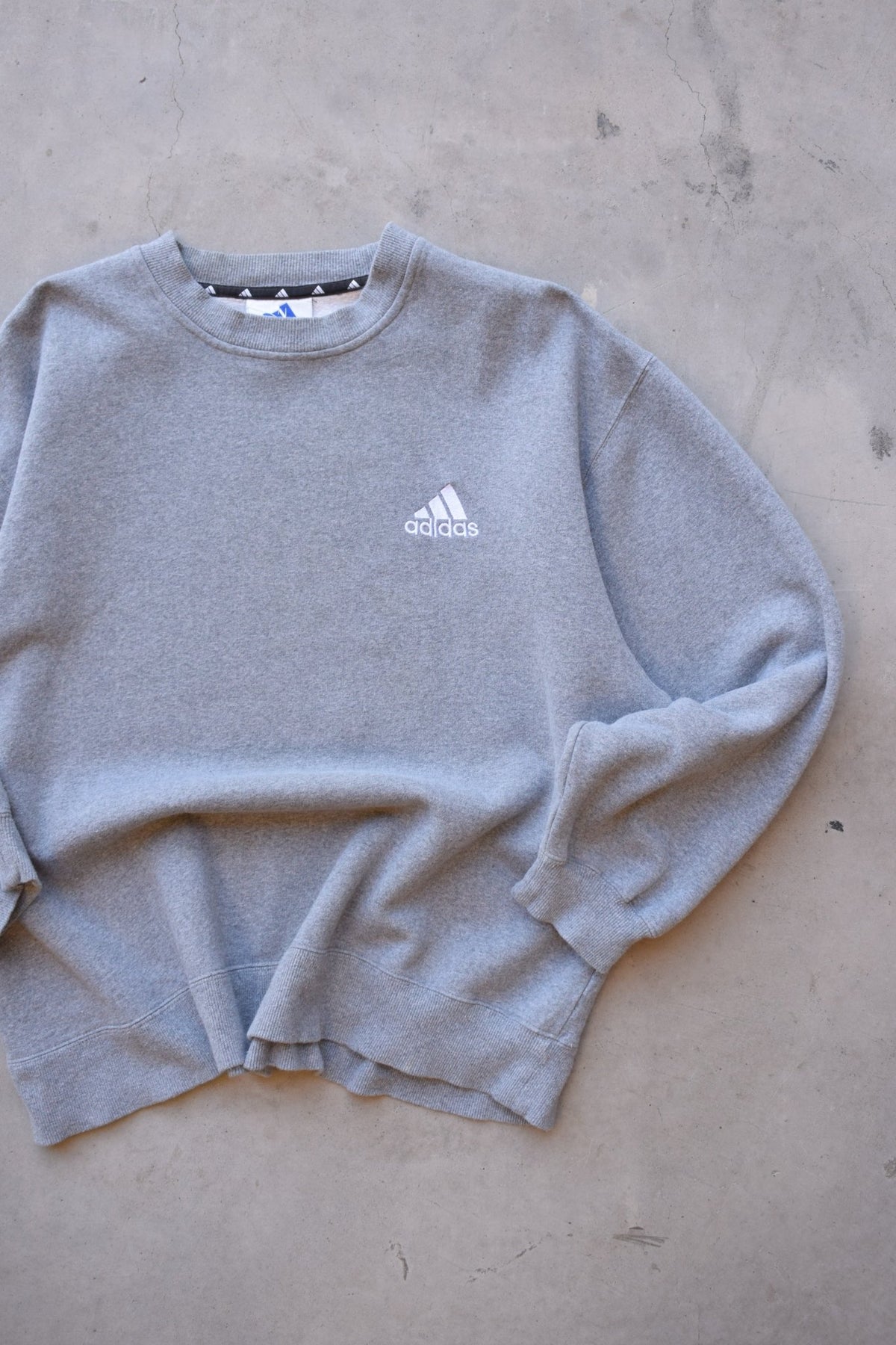 Adidas Grey Embroidered Spellout Crewneck — 1990s (L) - Retrospective Store