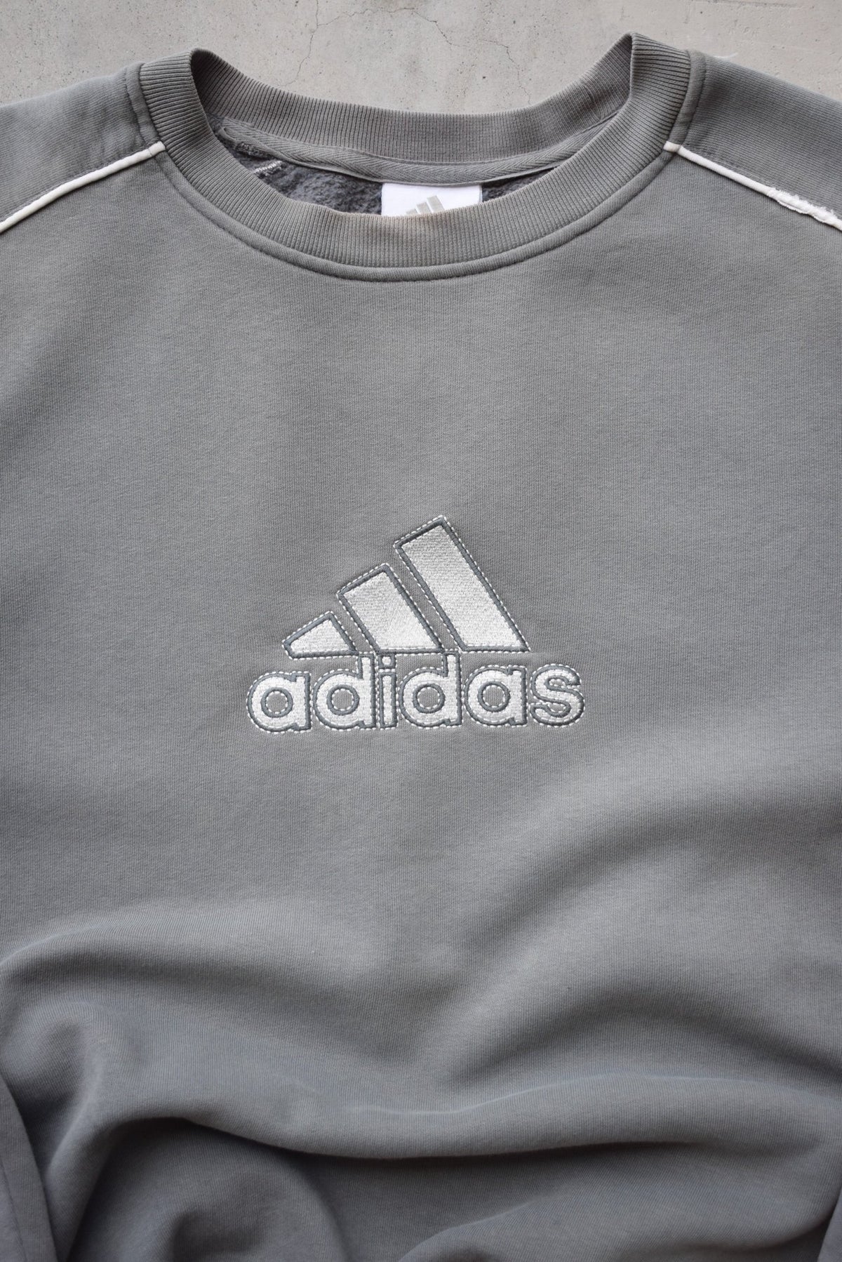 Adidas Slate-Grey Embroidered Spellout Crewneck — 2000s (L) - Retrospective Store