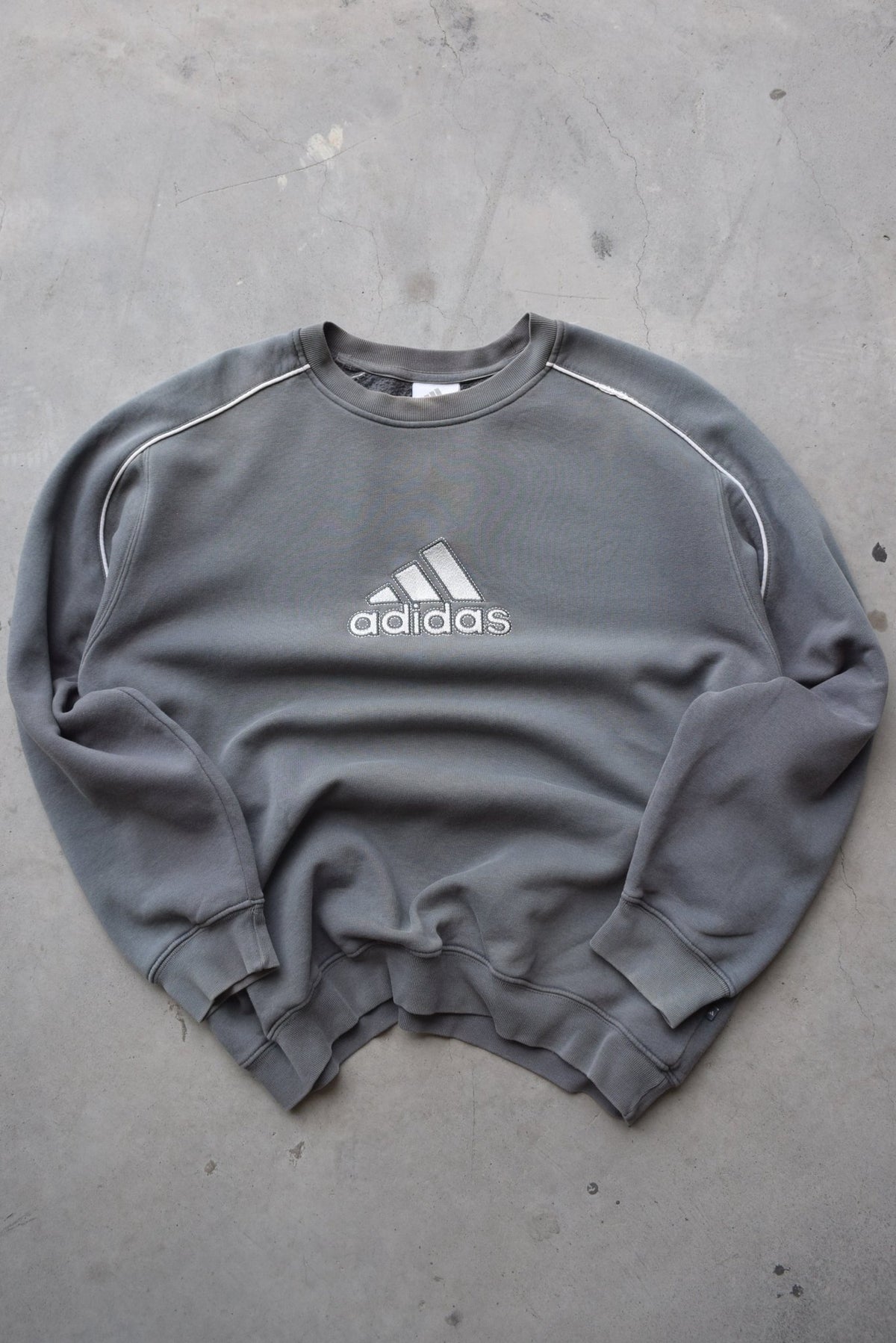 Adidas Slate-Grey Embroidered Spellout Crewneck — 2000s (L) - Retrospective Store