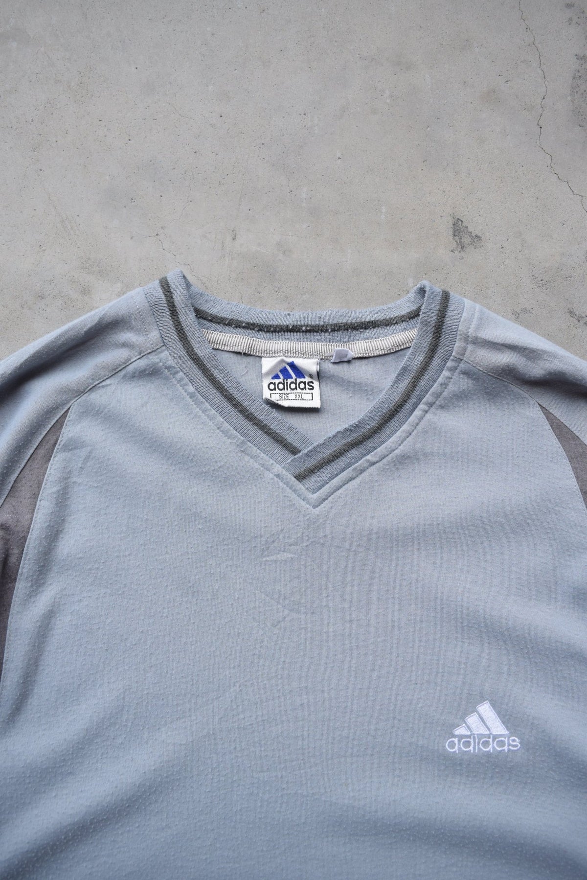 Adidas Slate-Grey Embroidered Spellout Tee — 2000s (XL) - Retrospective Store