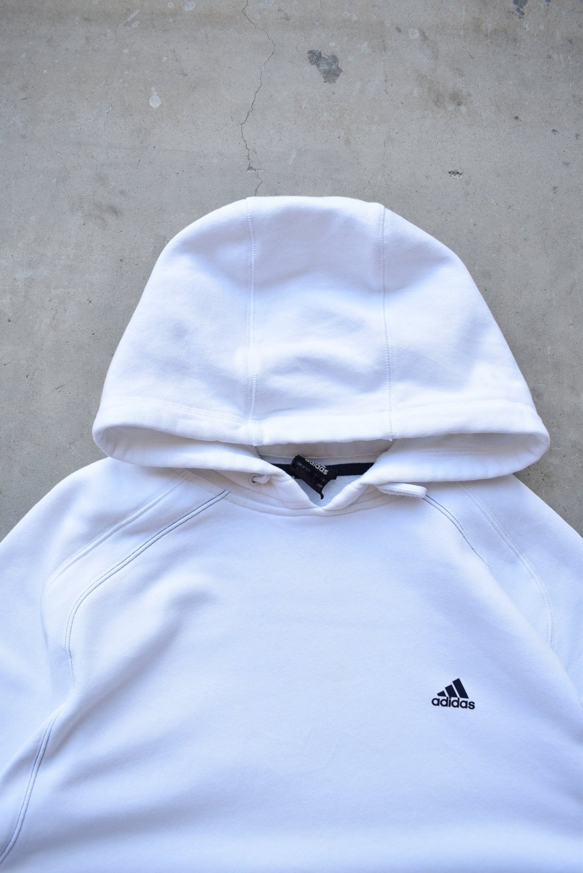 Adidas White Classic Logo Hoodie — 2000s (L) - Retrospective Store