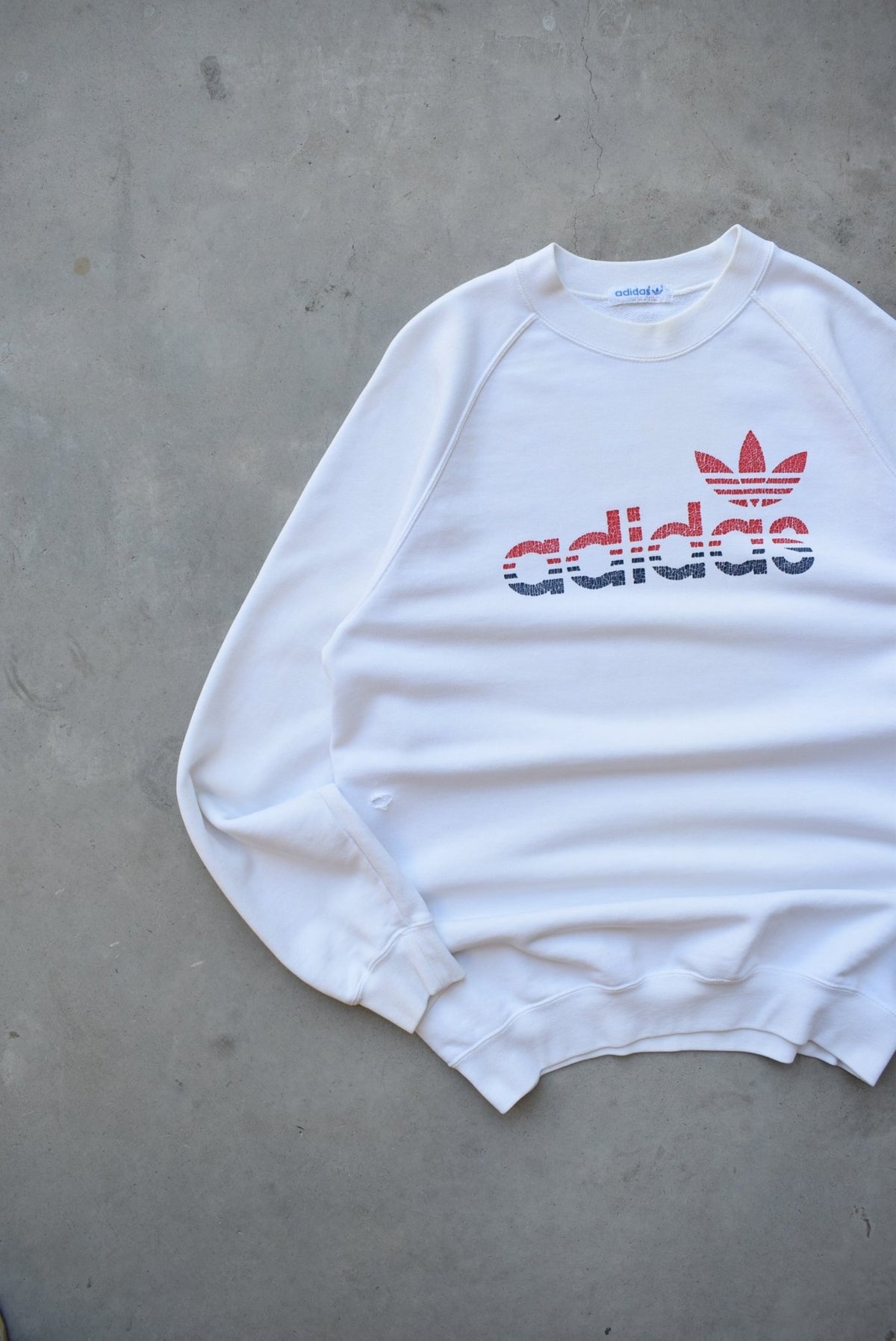 Adidas White Spellout Crewneck — 1990s (M/L) - Retrospective Store