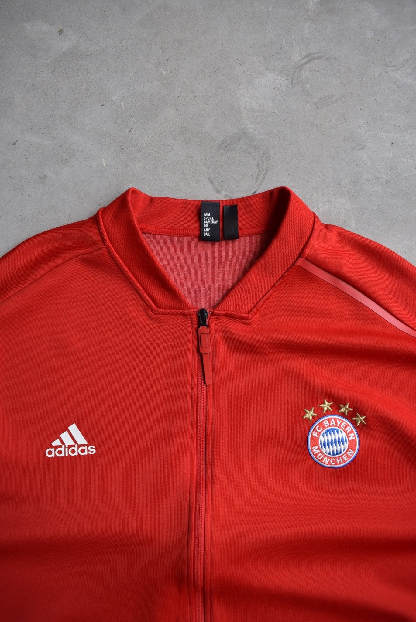 Adidas x Bayern Munchen FC Red Embroidered Jacket — 2000s (3XL) - Retrospective Store