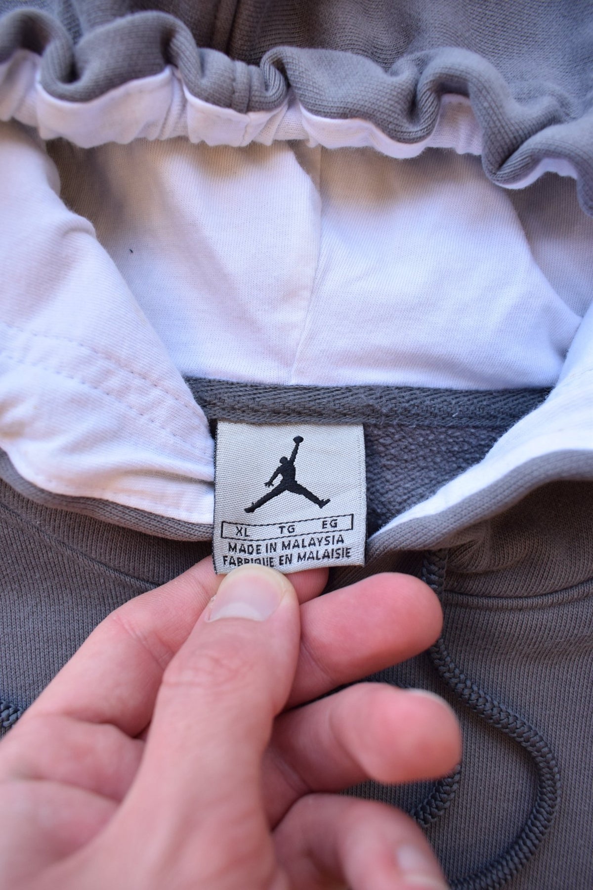 Air Jordan Grey Embroidered Logo Hoodie — 2000s (XL/XXL) - Retrospective Store
