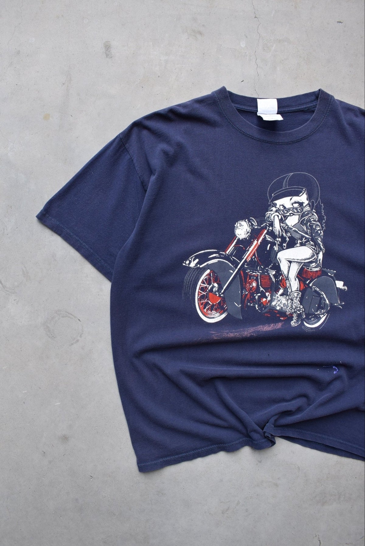 Betty Boop Navy Graphic Tee — 2000s (XL) - Retrospective Store