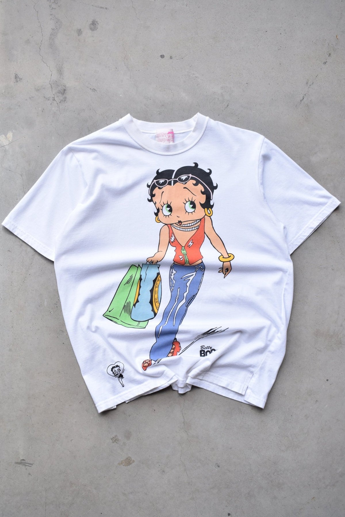 Betty Boop White Graphic Tee — 1990s (M) - Retrospective Store