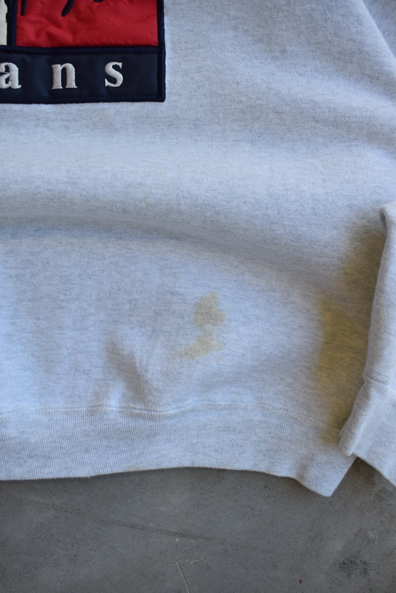 Bootleg Tommy Hilfiger Jeans Embroidered Crewneck — 1990s (M) - Retrospective Store