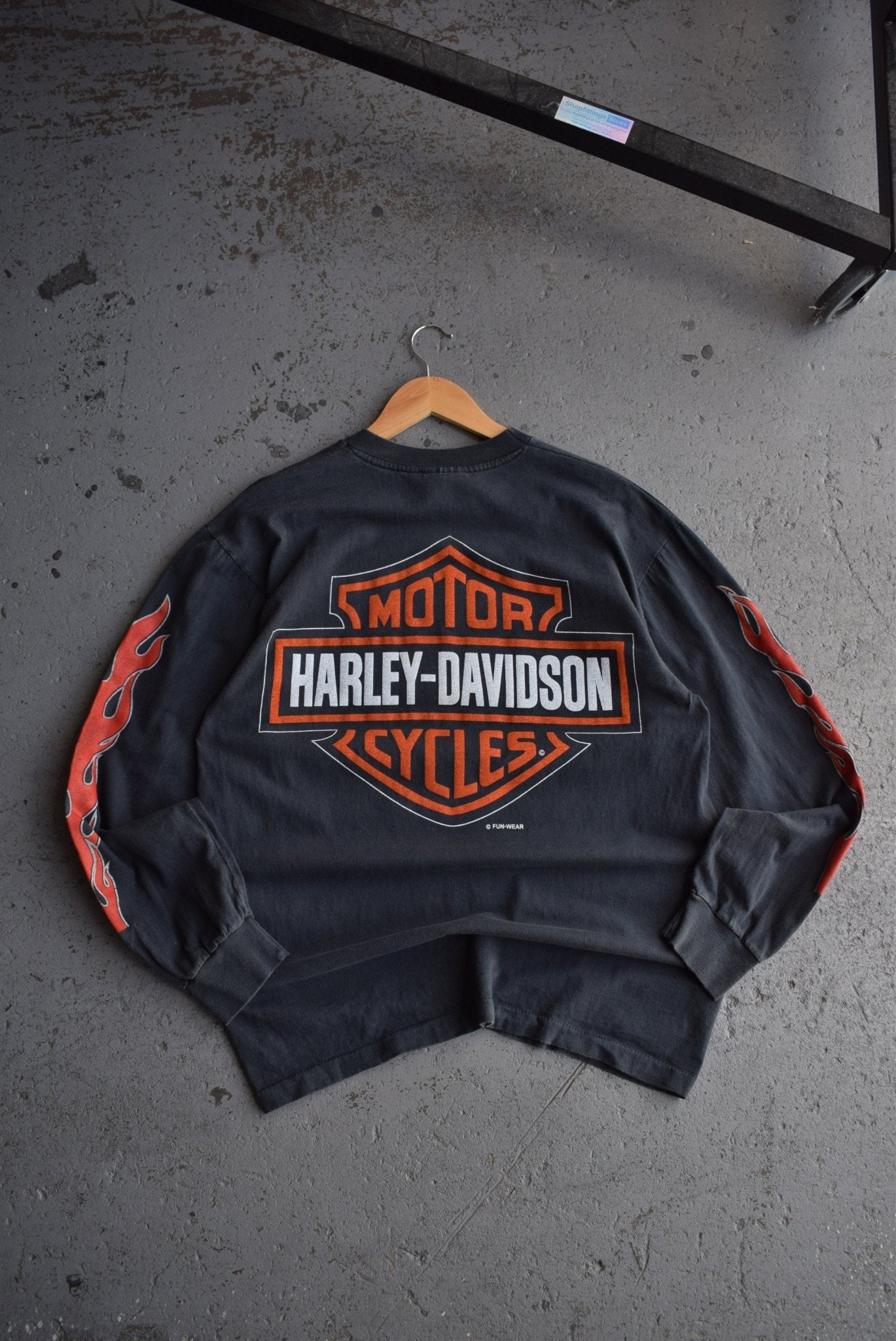 *Bootleg* Vintage Harley Davidson Motorcycles Long Sleeve Tee (L) - Retrospective Store