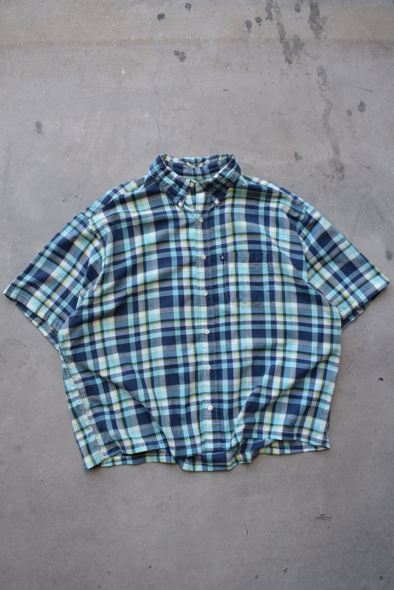 Brooks Brothers Blue & Green Cropped Button Up — 2000s (XXL) - Retrospective Store
