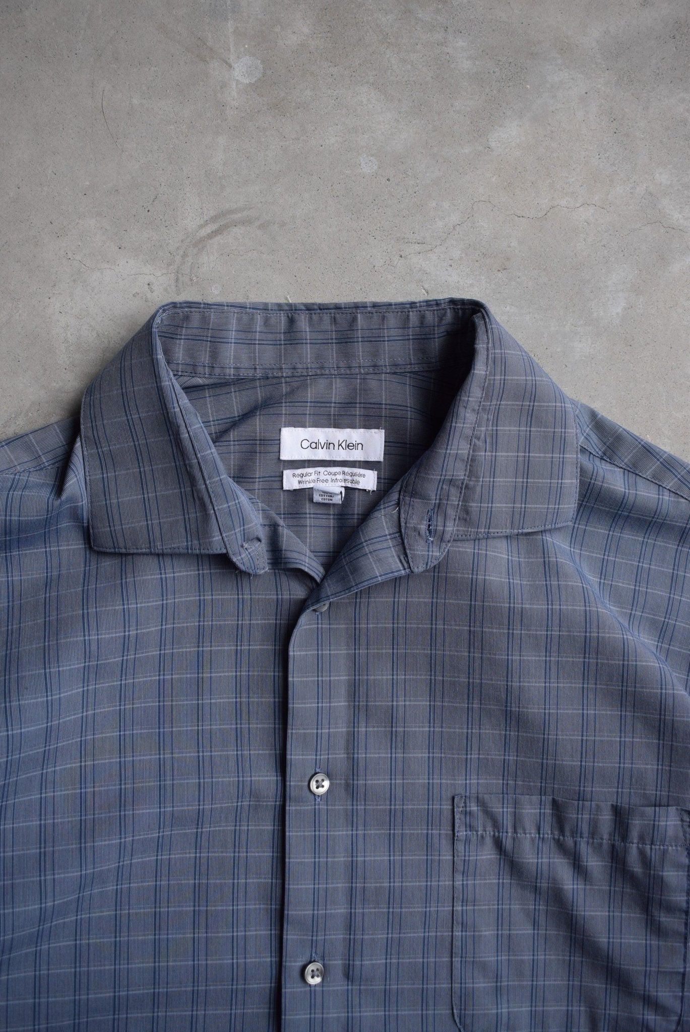 Calvin Klein Cropped Long Sleeve Button Up — 2000s (M) - Retrospective Store