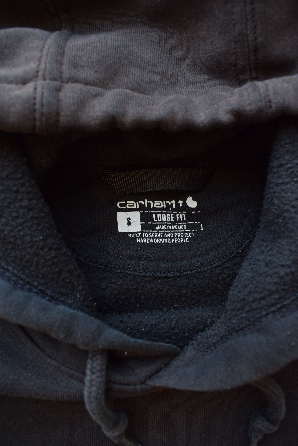 Carhartt Black Classic Logo Hoodie — 1990s (M) - Retrospective Store