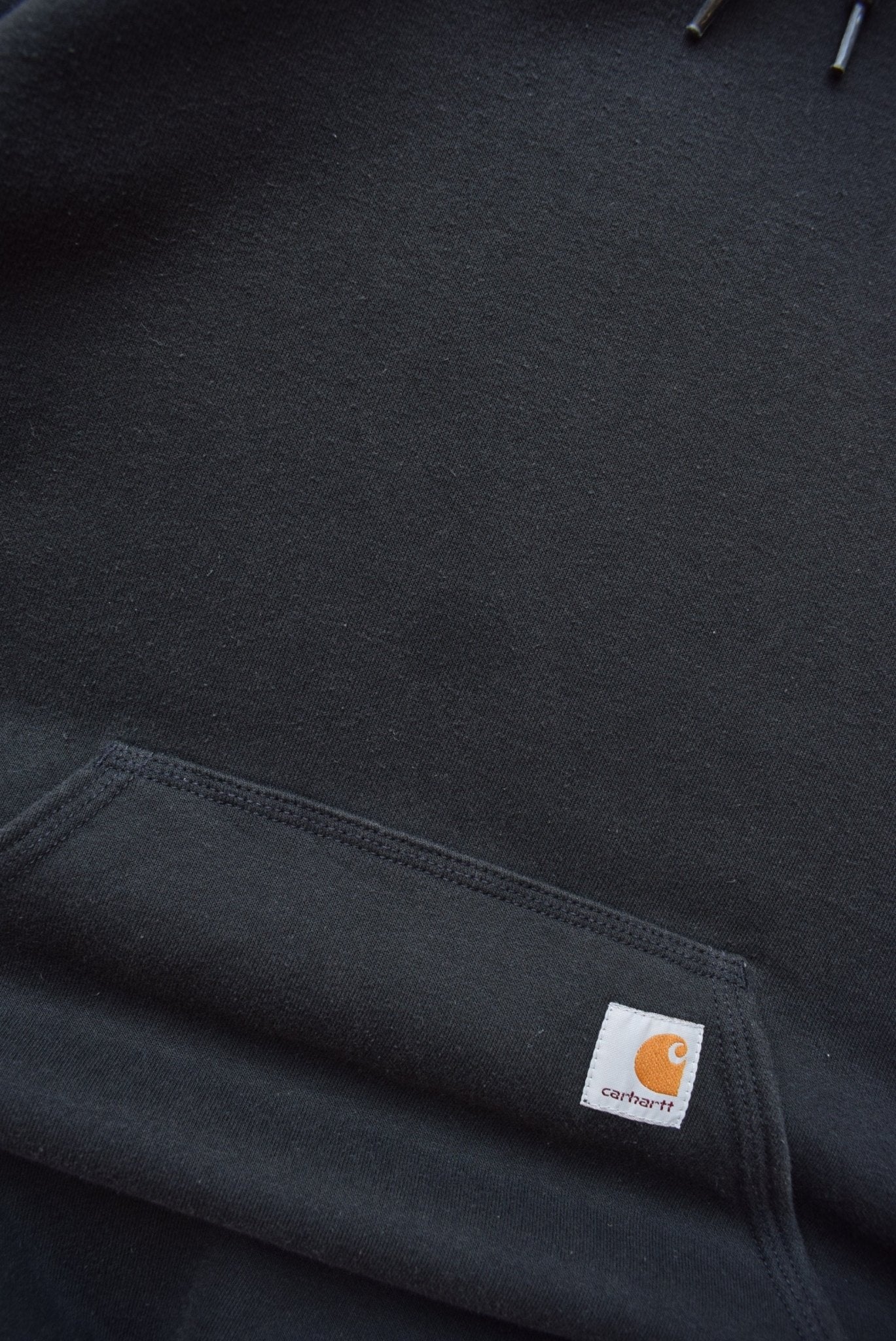 Carhartt Black Classic Logo Hoodie — 2000s (M) - Retrospective Store
