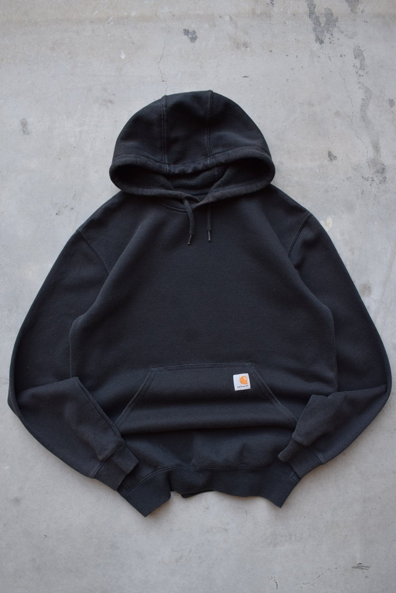 Carhartt Black Classic Logo Hoodie — 2000s (M) - Retrospective Store