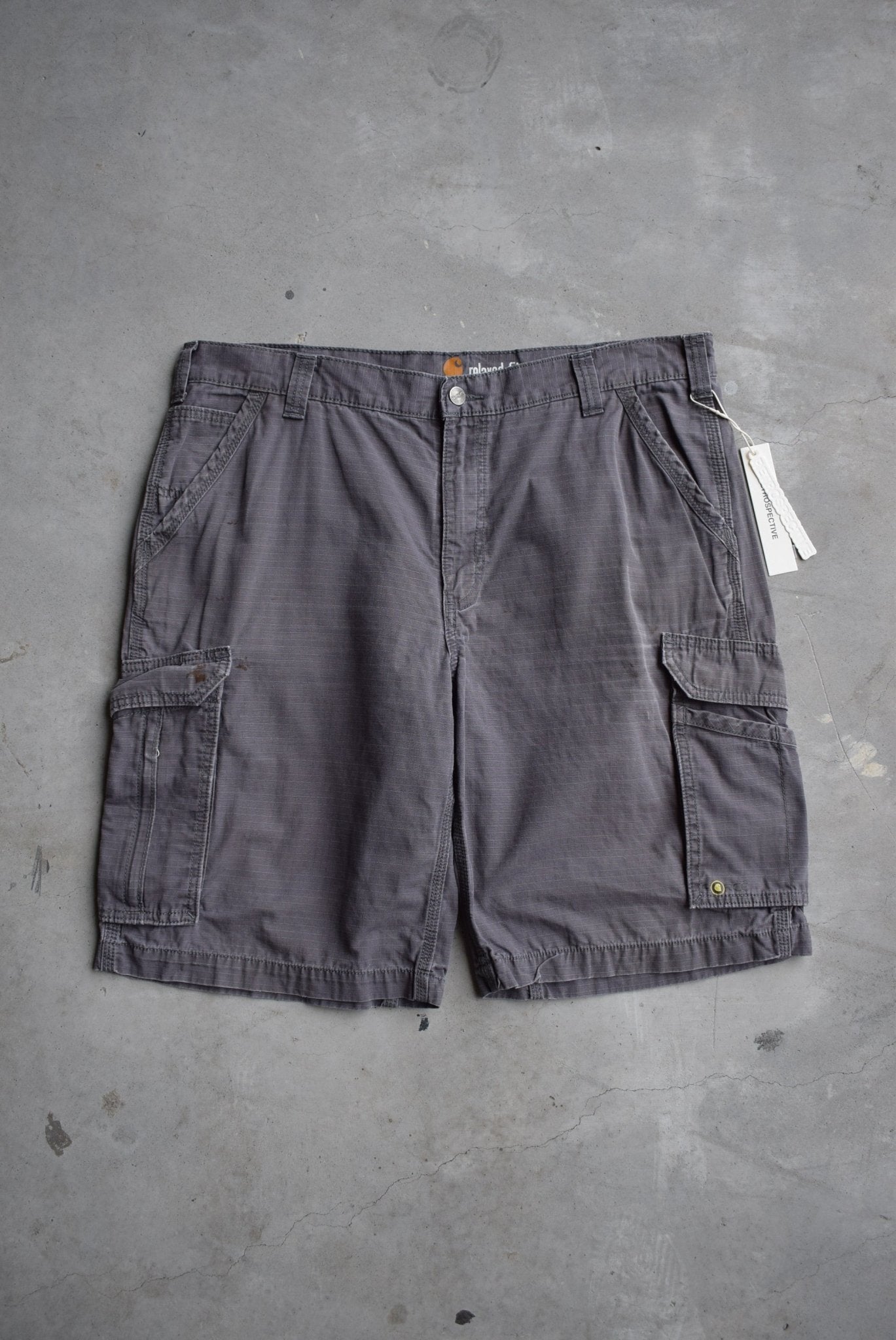 Carhartt Cargo Shorts — 2000s (38) - Retrospective Store