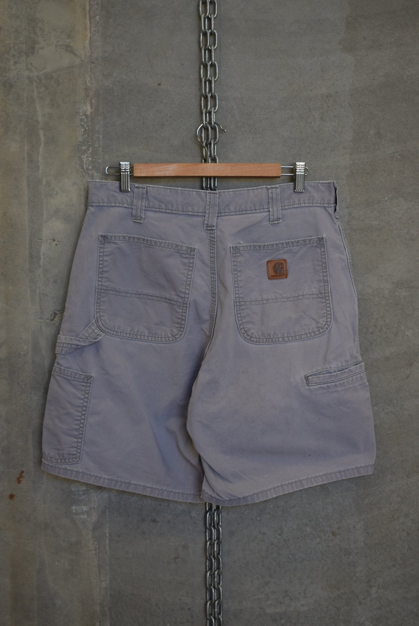 Carhartt Carpenter Shorts — 2000s (32) - Retrospective Store