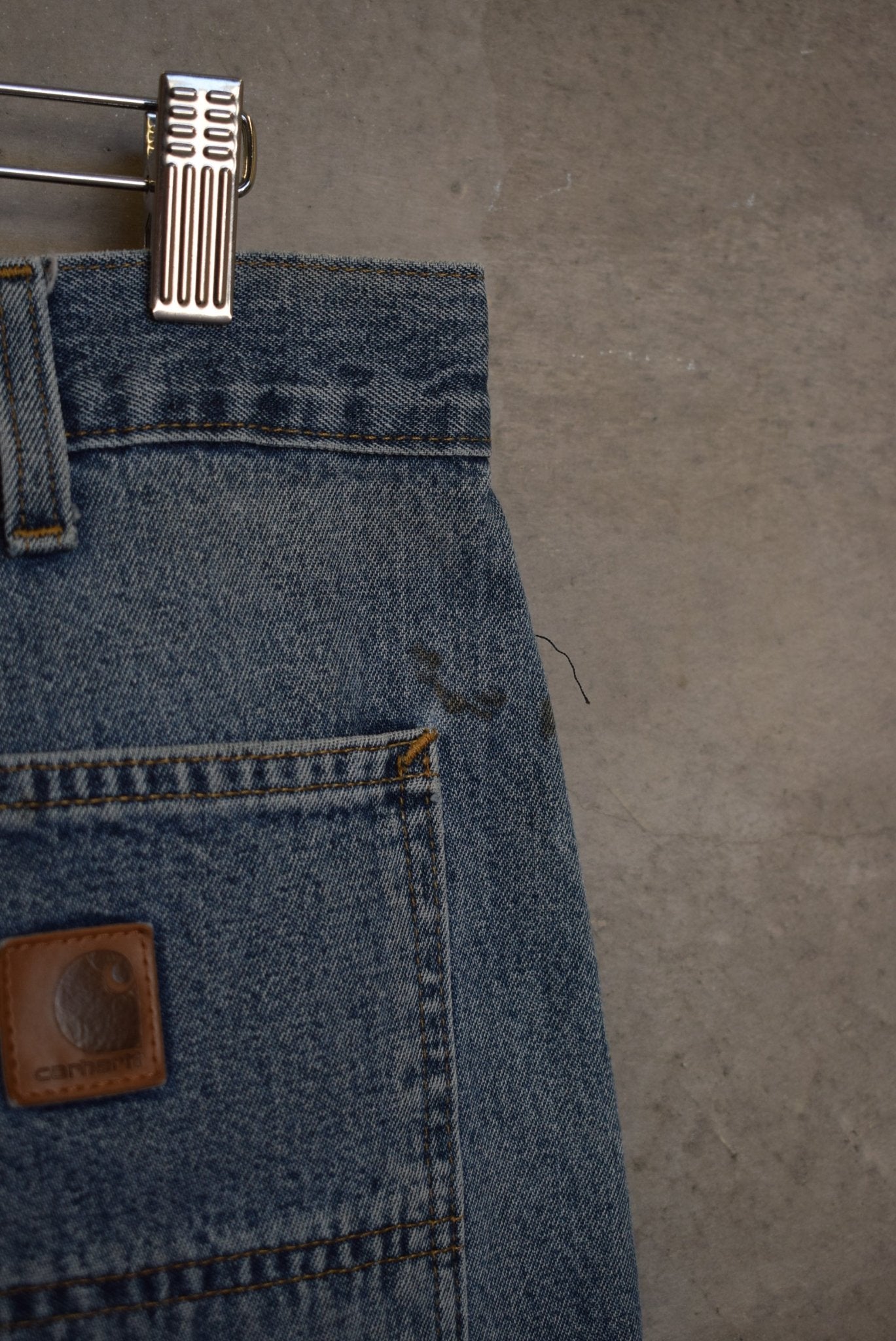 Carhartt Carpenter Shorts — 2000s (36) - Retrospective Store