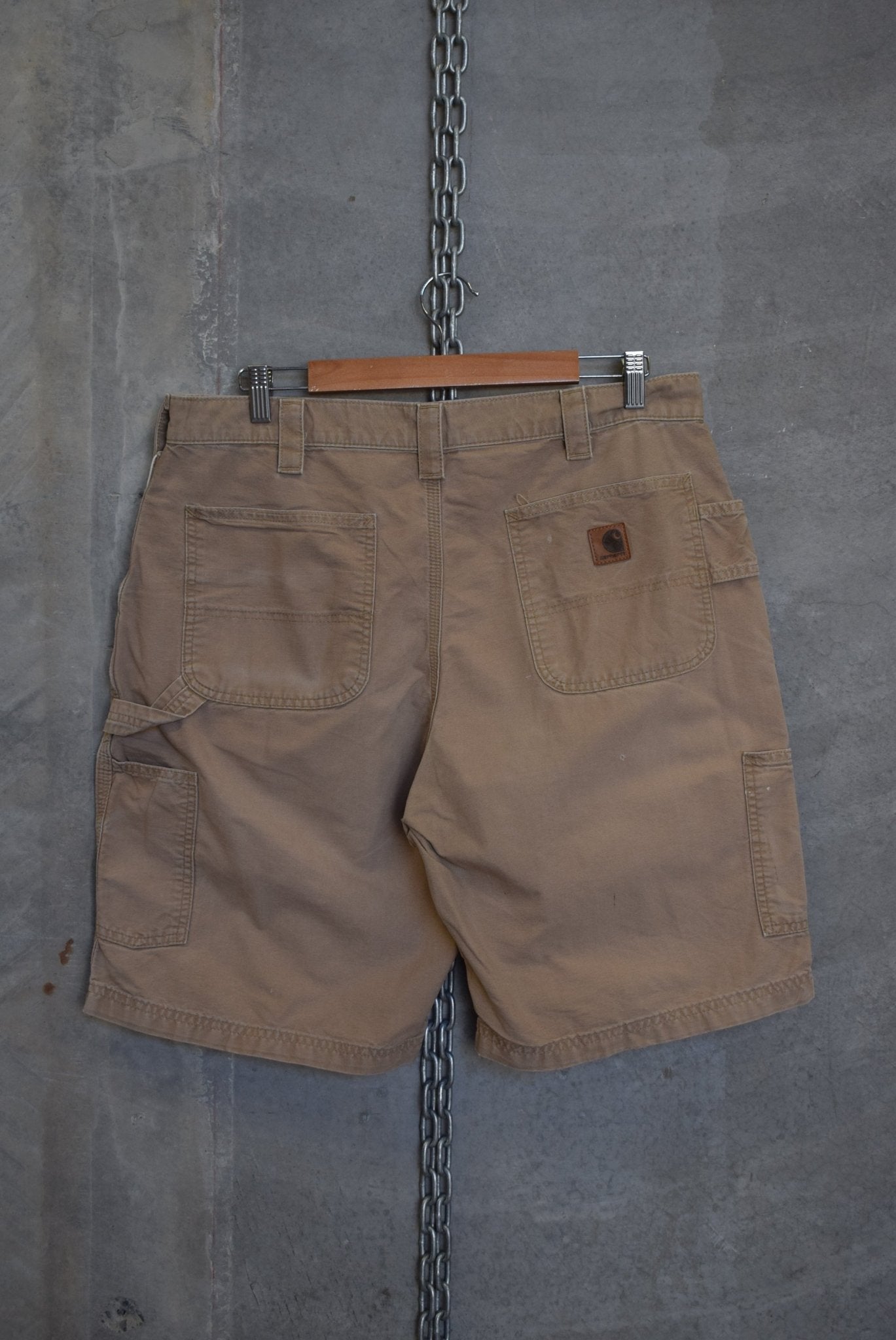 Carhartt Carpenter Shorts — 2000s (36) - Retrospective Store