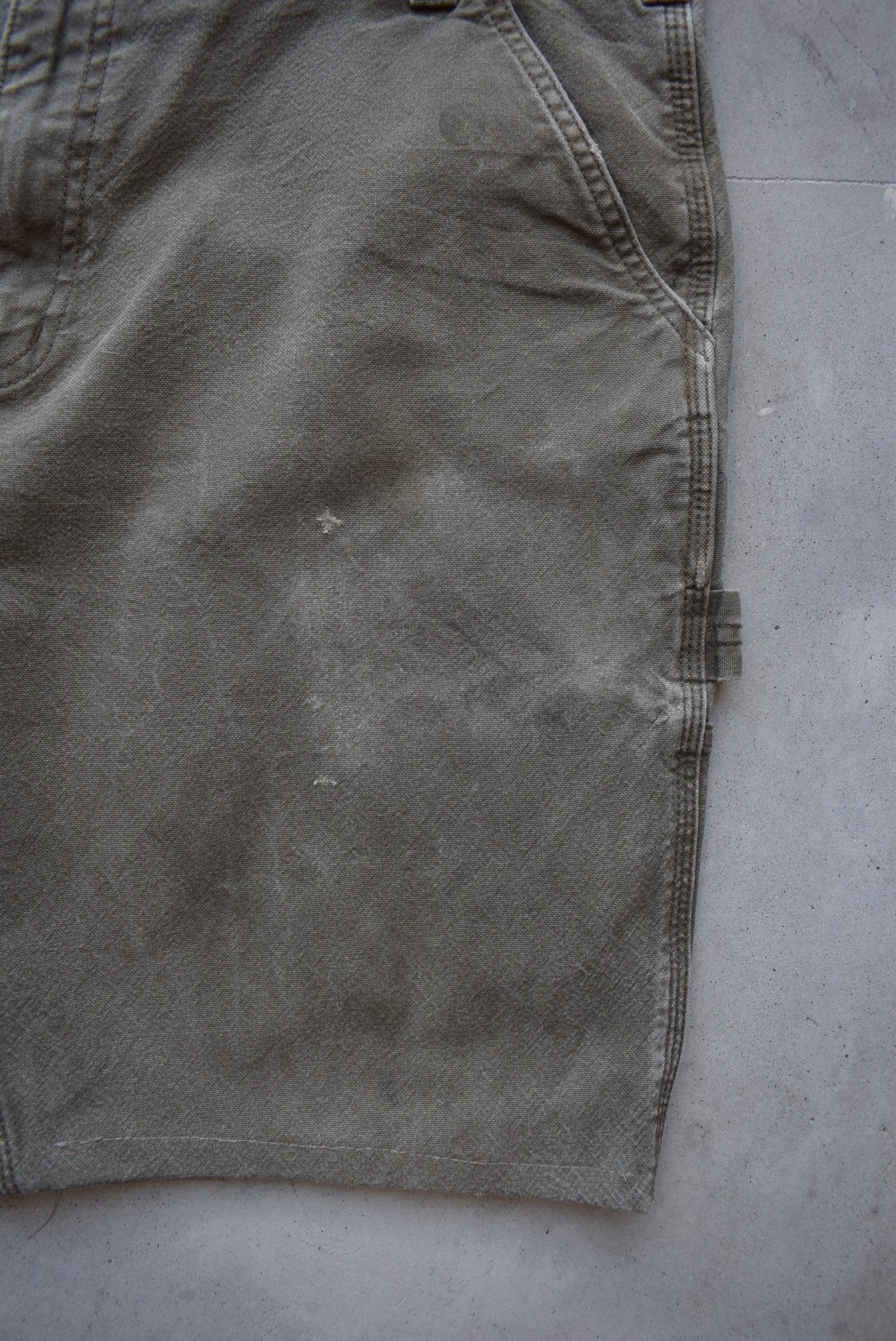 Carhartt Green Carpenter Shorts — 2000s (38) - Retrospective Store