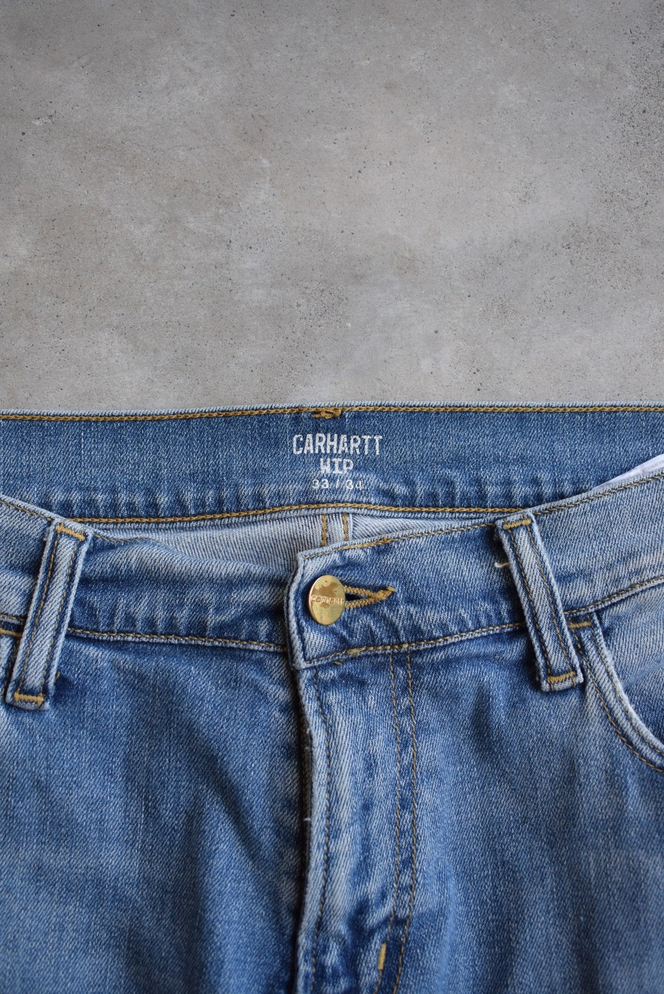 Carhartt Workwear Jeans — 2000s (33) - Retrospective Store