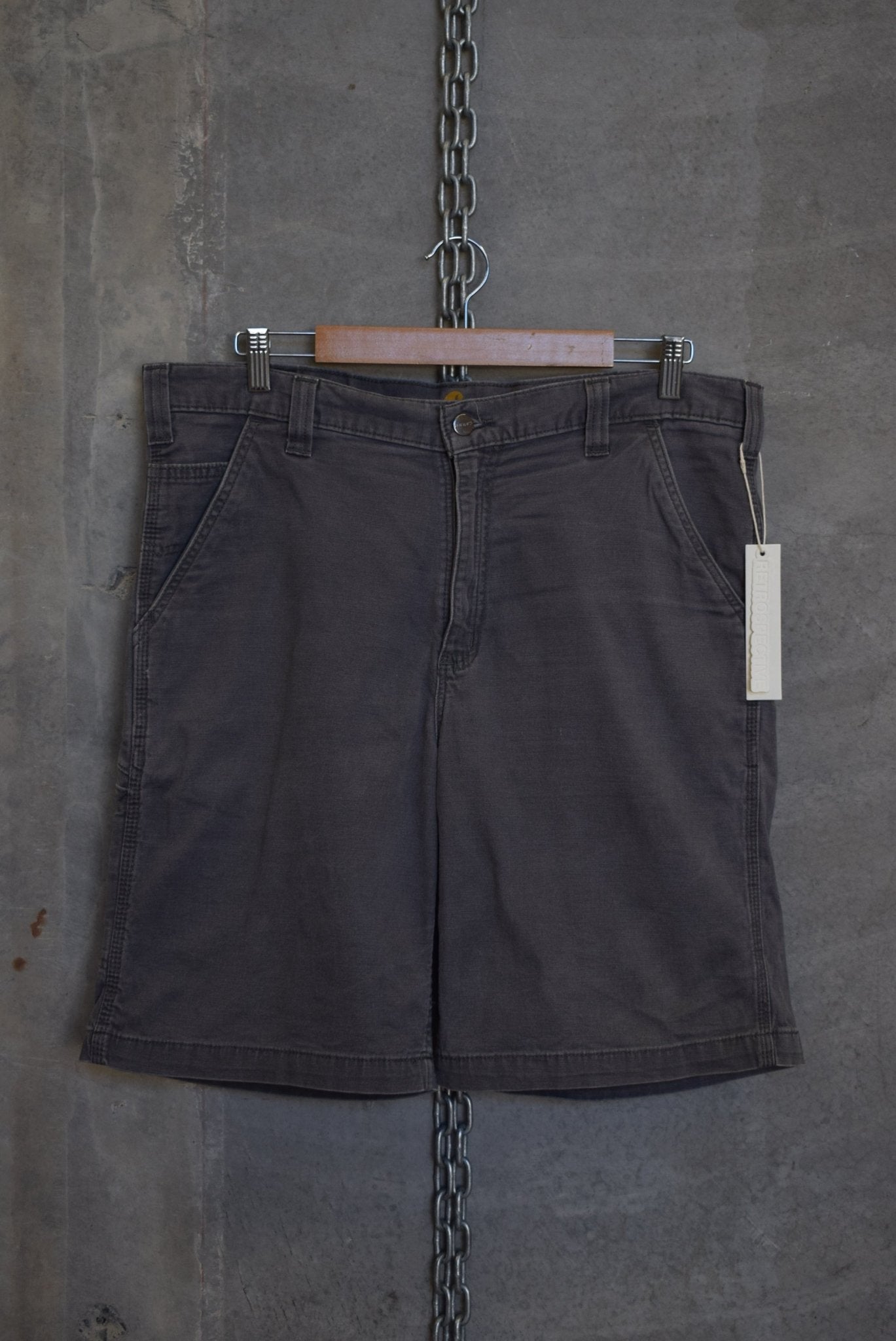 Carhartt Workwear Shorts — 2000s (36) - Retrospective Store