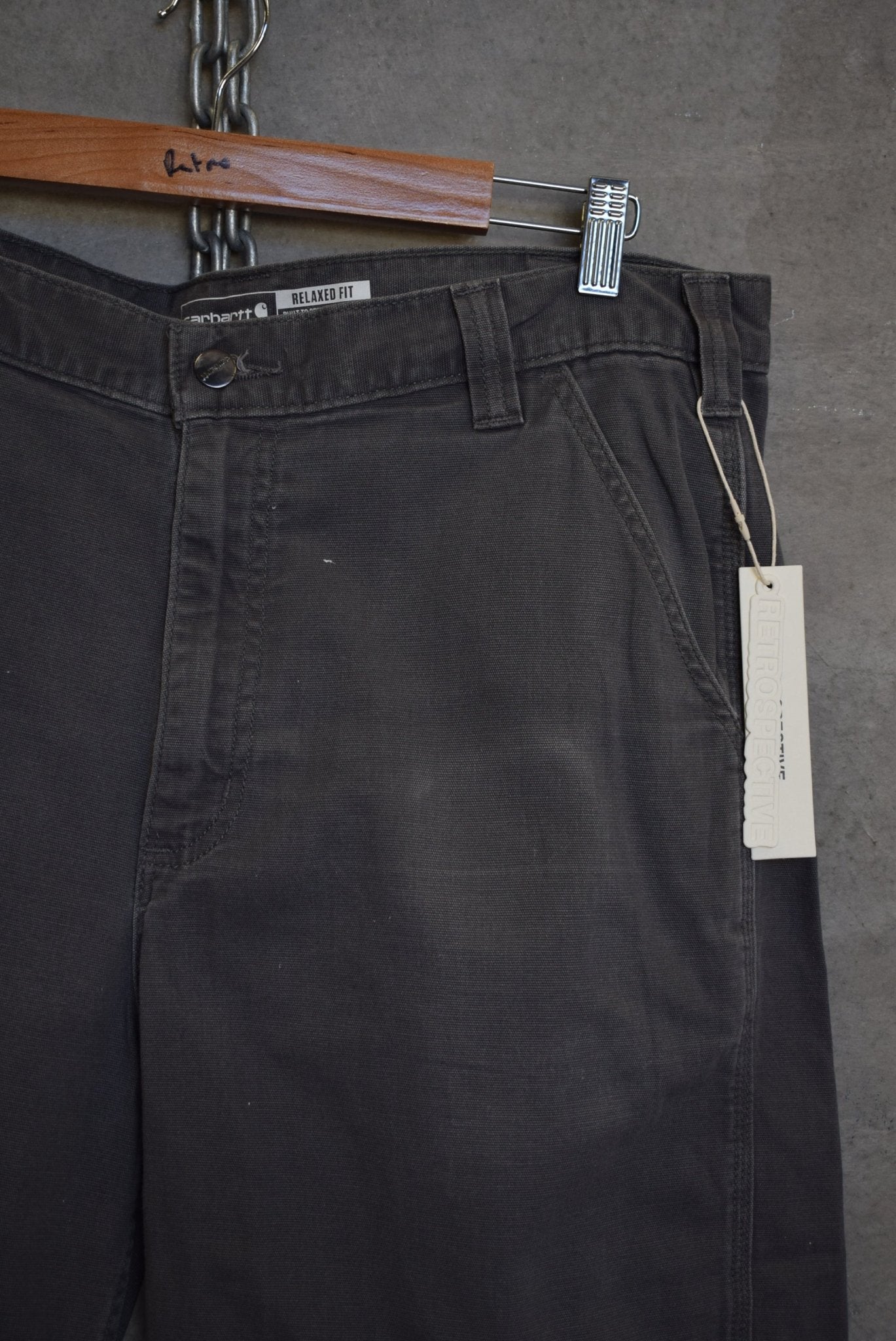Carhartt Workwear Shorts — 2000s (36) - Retrospective Store