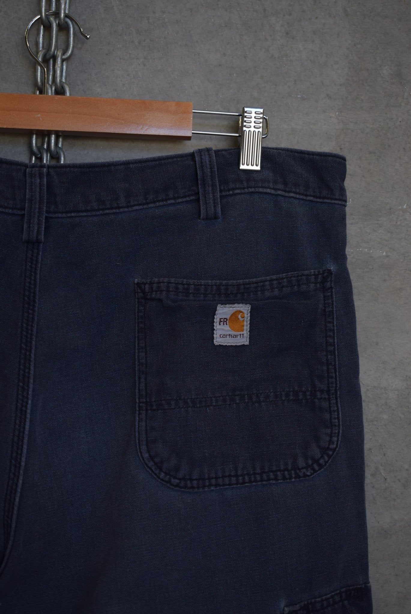 Carhartt Workwear Shorts — 2000s (38) - Retrospective Store
