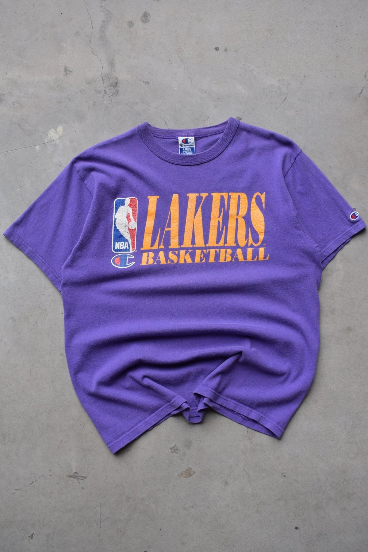 Champion x NBA Los Angeles Lakers Basketball Purple Graphic Tee — 1990s (L) - Retrospective Store