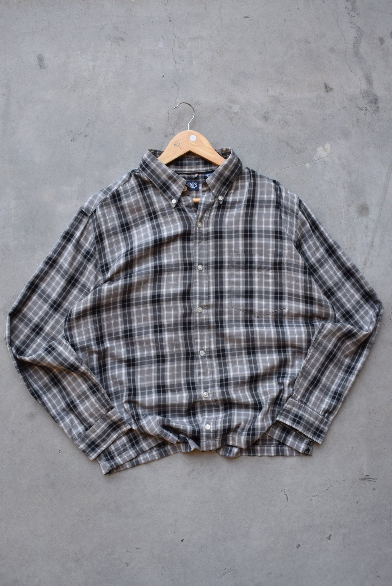 Chaps Ralph Lauren Black & Grey Cropped Long Sleeve Button Up — 2000s (L) - Retrospective Store